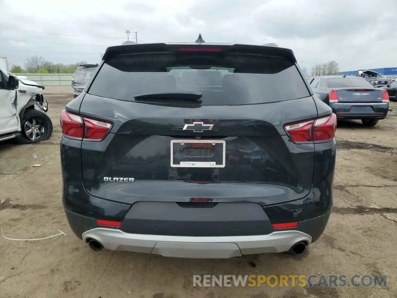 6 Photograph of a damaged car 3GNKBCRS2MS554588 CHEVROLET BLAZER 2021