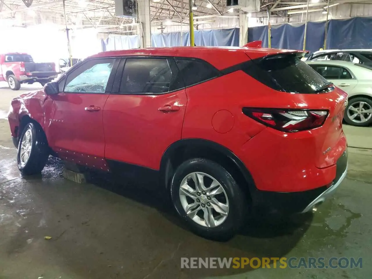 2 Photograph of a damaged car 3GNKBCRS2MS584688 CHEVROLET BLAZER 2021
