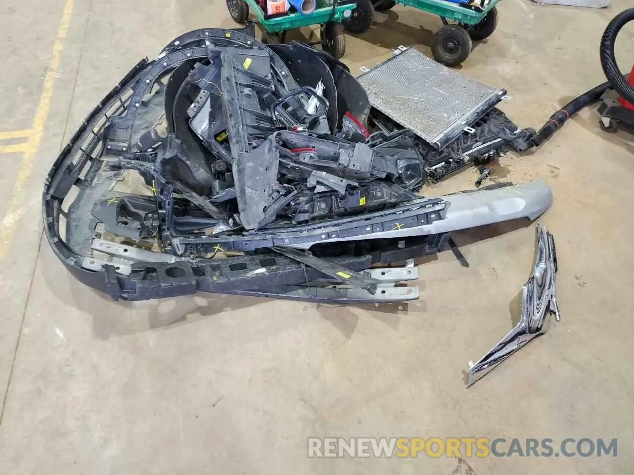 14 Photograph of a damaged car 3GNKBCRS3MS501270 CHEVROLET BLAZER 2021