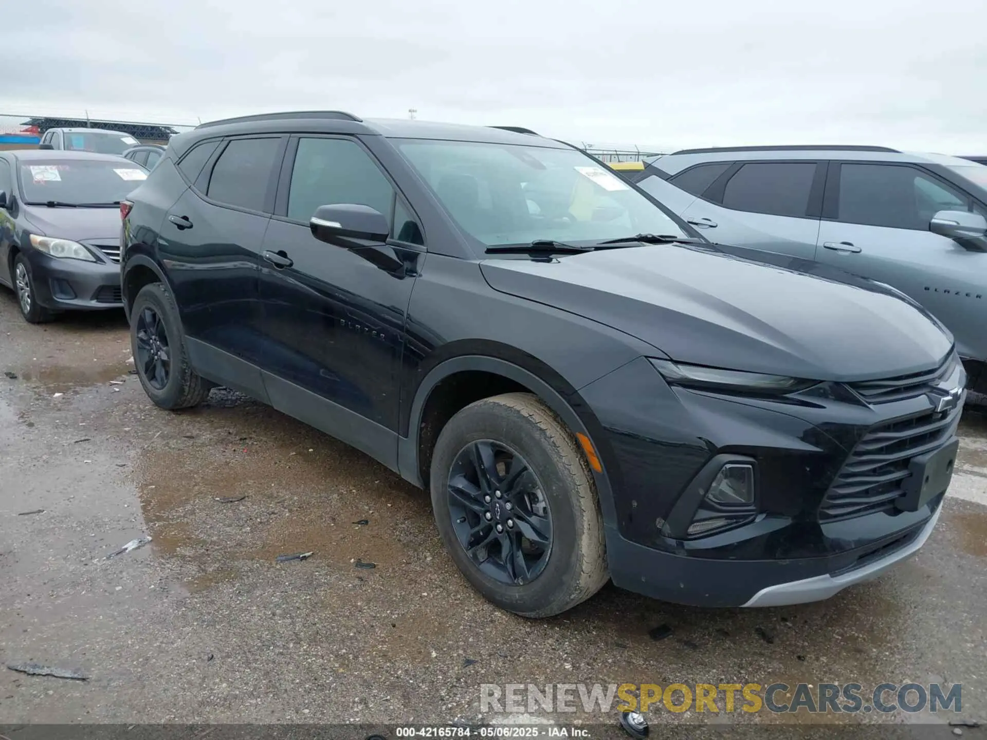 1 Photograph of a damaged car 3GNKBCRS3MS507019 CHEVROLET BLAZER 2021