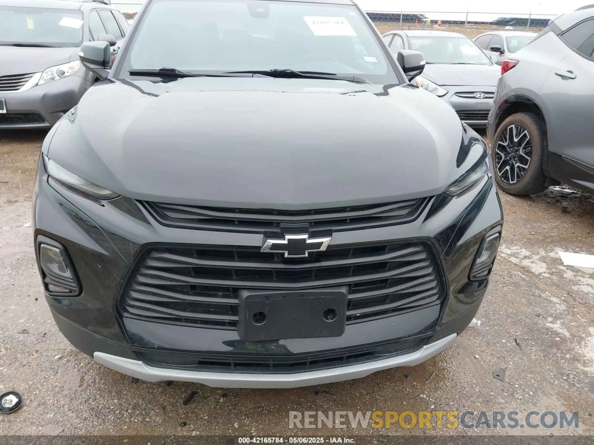 12 Photograph of a damaged car 3GNKBCRS3MS507019 CHEVROLET BLAZER 2021