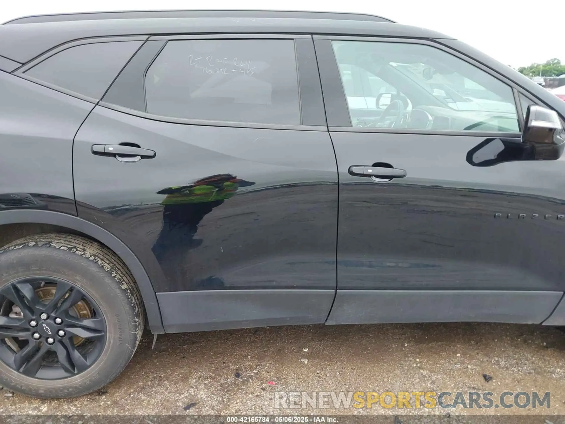 13 Photograph of a damaged car 3GNKBCRS3MS507019 CHEVROLET BLAZER 2021