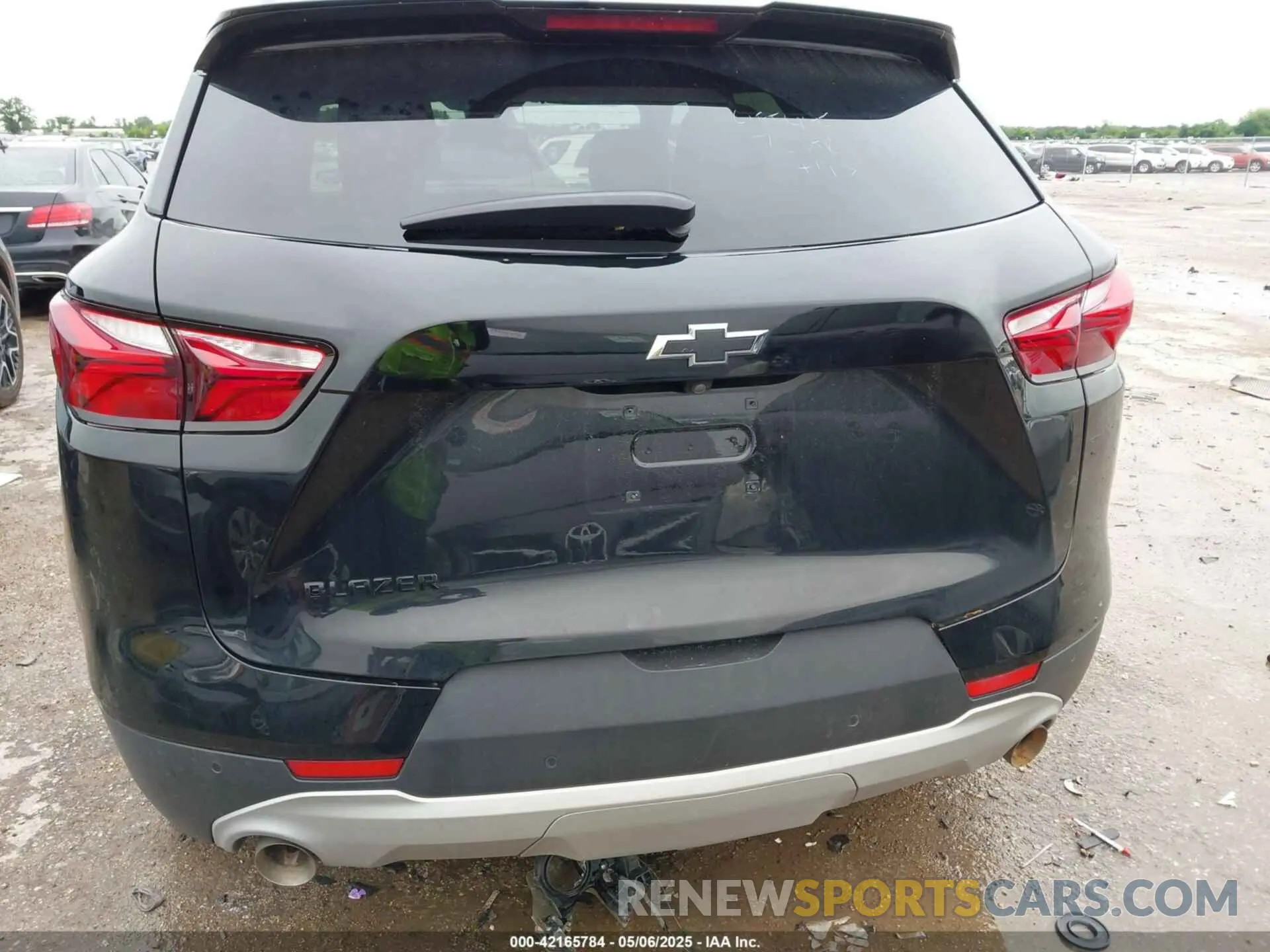 16 Photograph of a damaged car 3GNKBCRS3MS507019 CHEVROLET BLAZER 2021