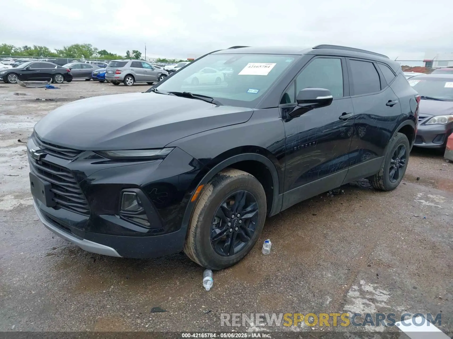 2 Photograph of a damaged car 3GNKBCRS3MS507019 CHEVROLET BLAZER 2021