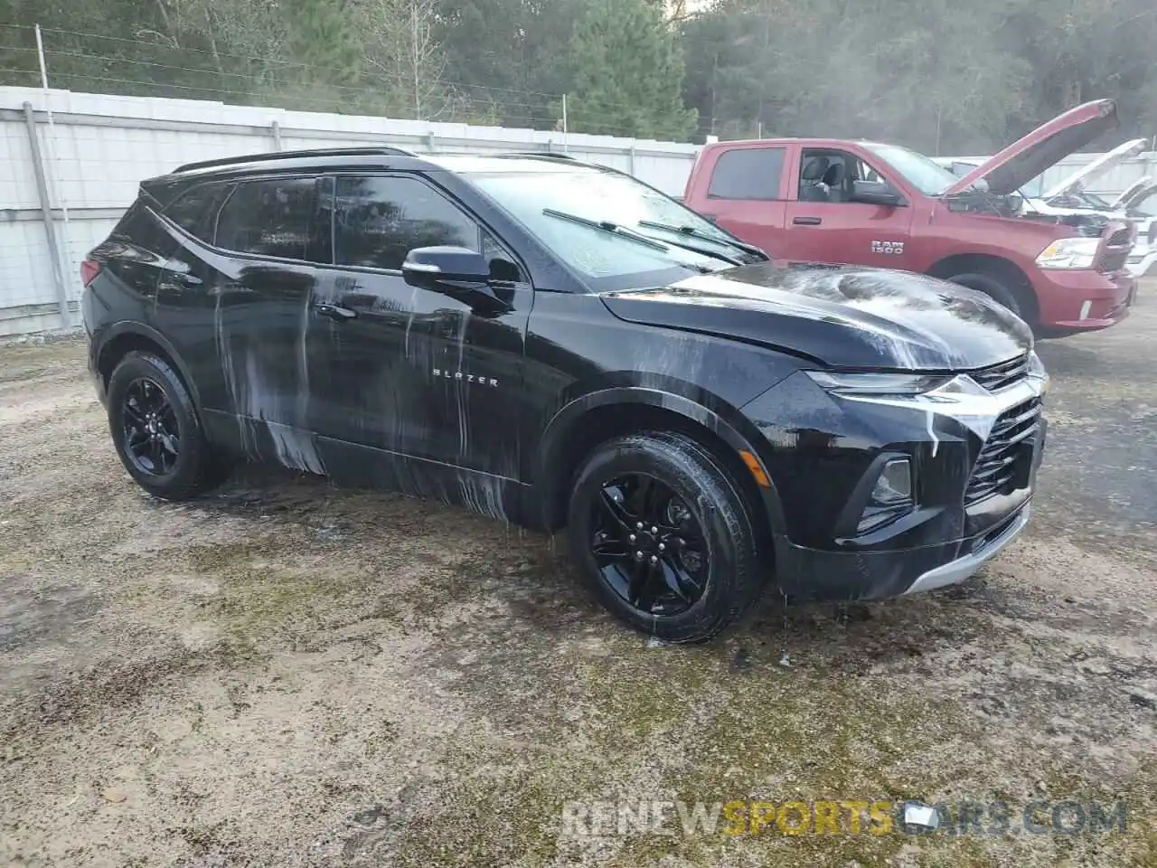 4 Photograph of a damaged car 3GNKBCRS3MS521017 CHEVROLET BLAZER 2021