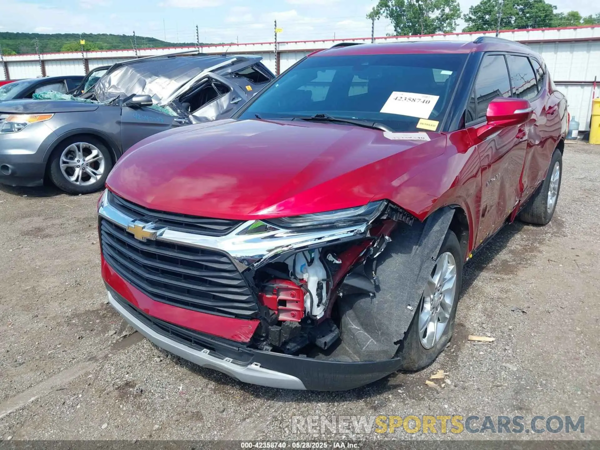 6 Photograph of a damaged car 3GNKBCRS4MS538537 CHEVROLET BLAZER 2021