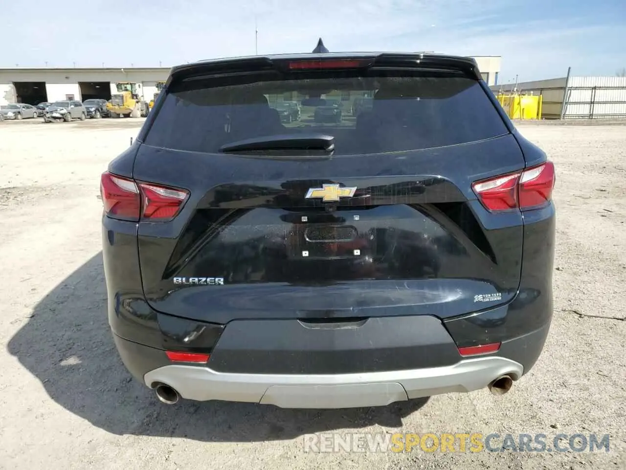6 Photograph of a damaged car 3GNKBCRS4MS571280 CHEVROLET BLAZER 2021