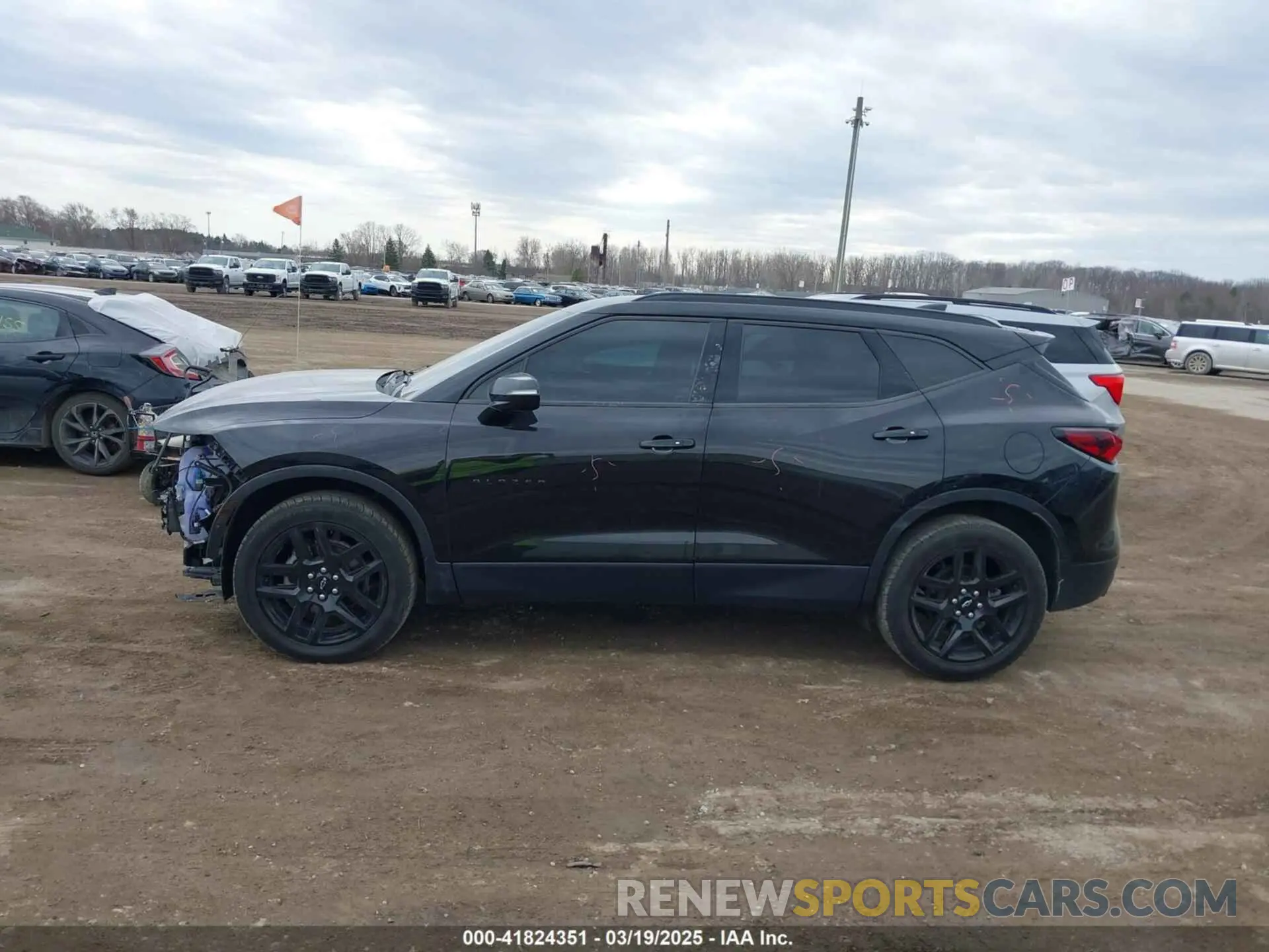 14 Photograph of a damaged car 3GNKBCRS6MS535395 CHEVROLET BLAZER 2021