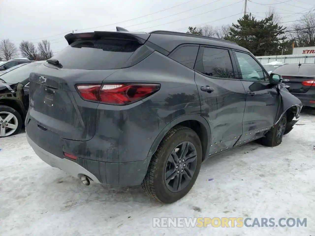 3 Photograph of a damaged car 3GNKBCRS7MS507010 CHEVROLET BLAZER 2021