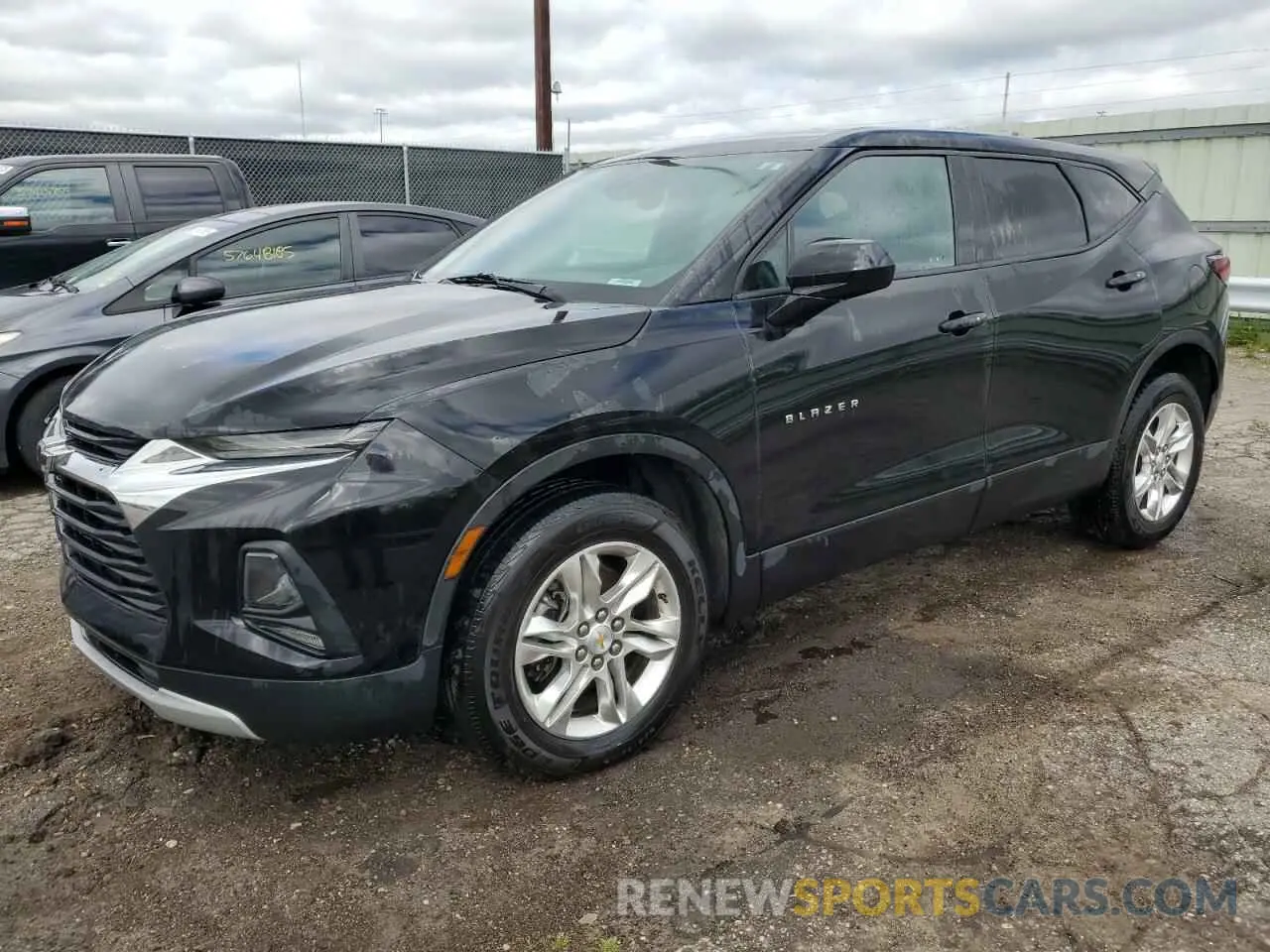 1 Photograph of a damaged car 3GNKBCRS7MS567112 CHEVROLET BLAZER 2021