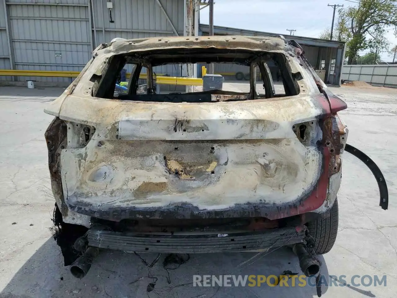 6 Photograph of a damaged car 3GNKBCRS7MS573959 CHEVROLET BLAZER 2021