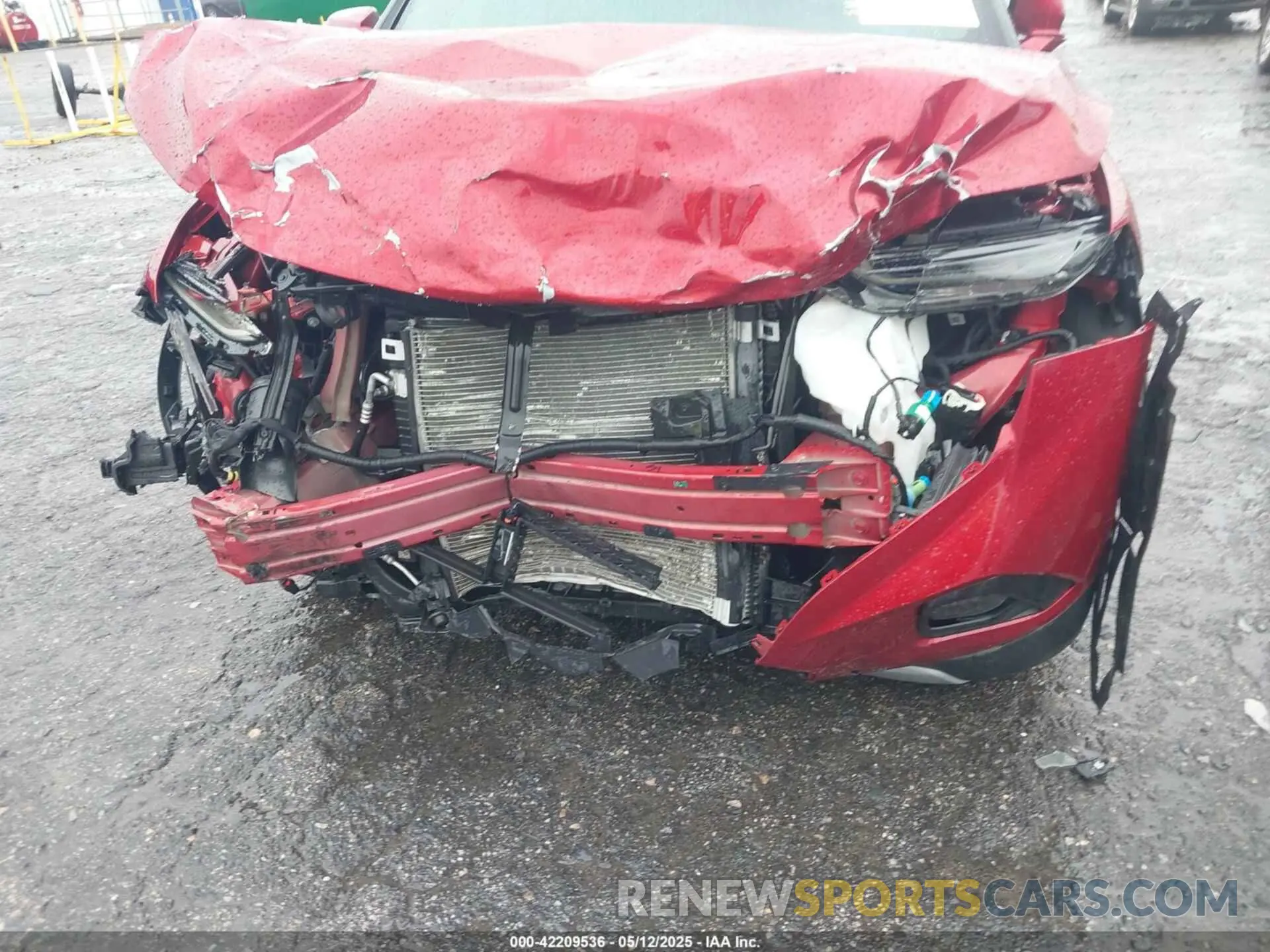 6 Photograph of a damaged car 3GNKBCRS8MS563912 CHEVROLET BLAZER 2021
