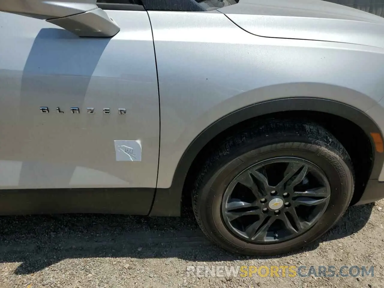 13 Photograph of a damaged car 3GNKBCRS9MS538033 CHEVROLET BLAZER 2021