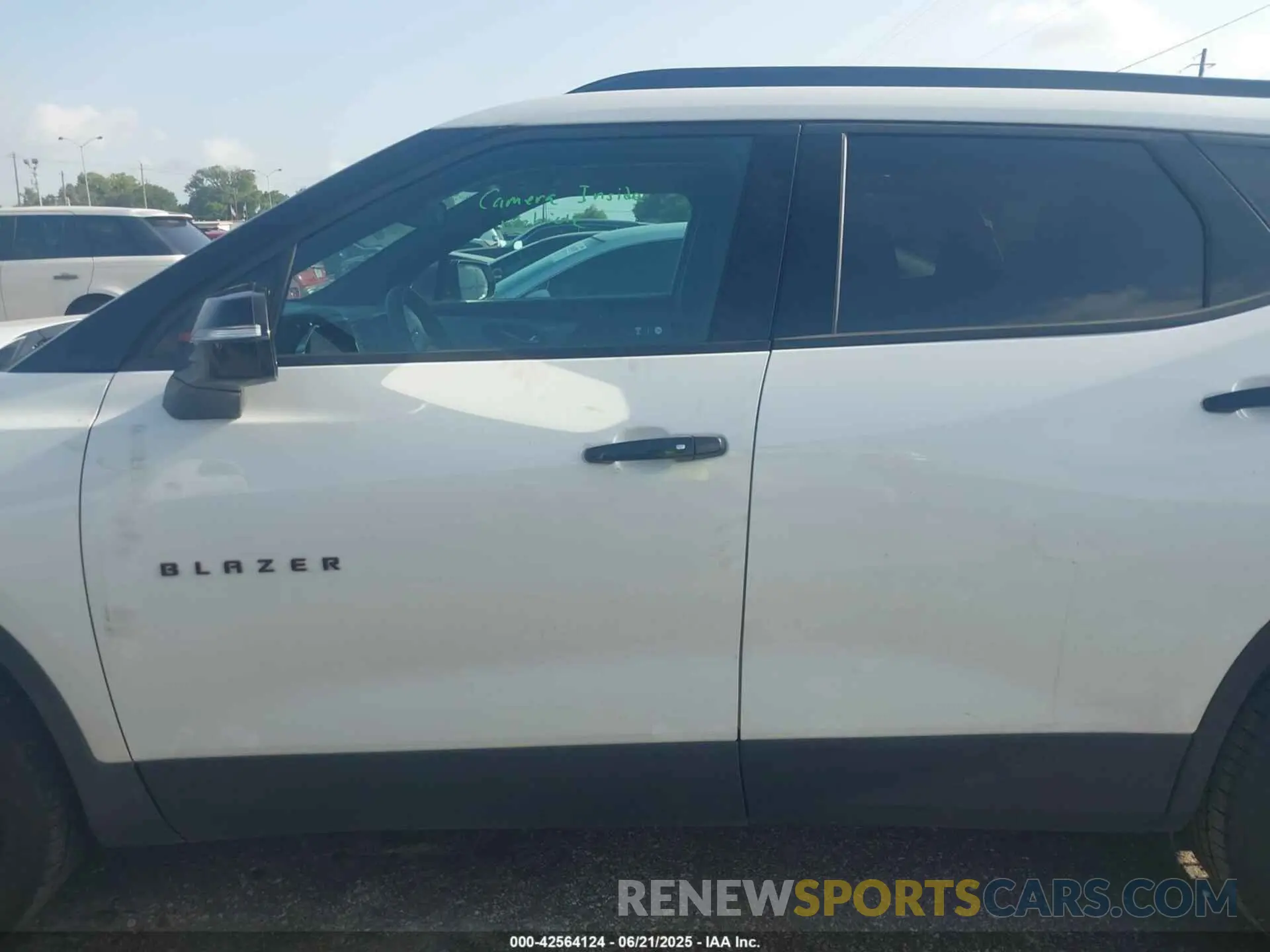 15 Photograph of a damaged car 3GNKBCRSXMS513559 CHEVROLET BLAZER 2021