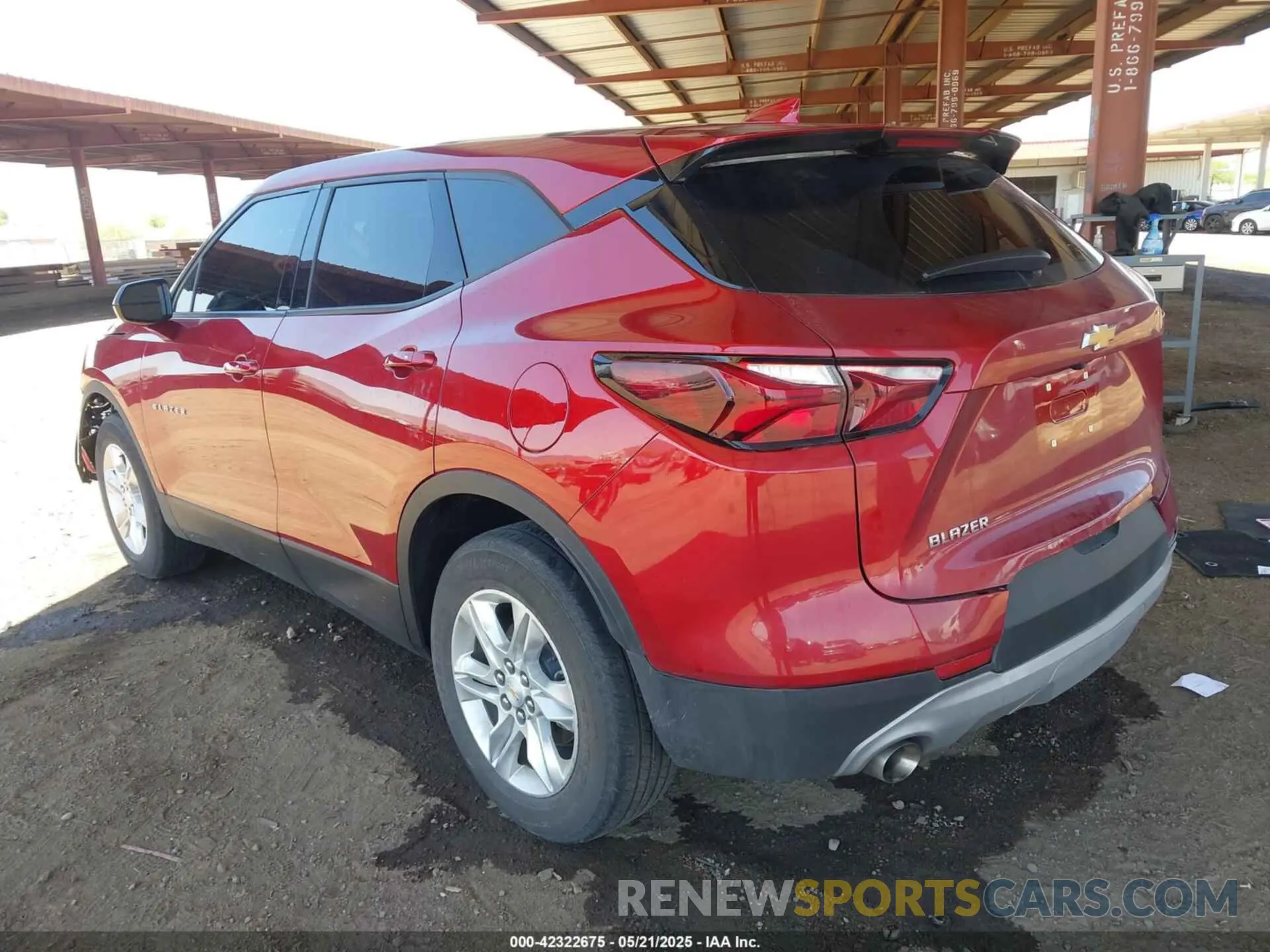 3 Photograph of a damaged car 3GNKBCRSXMS575608 CHEVROLET BLAZER 2021
