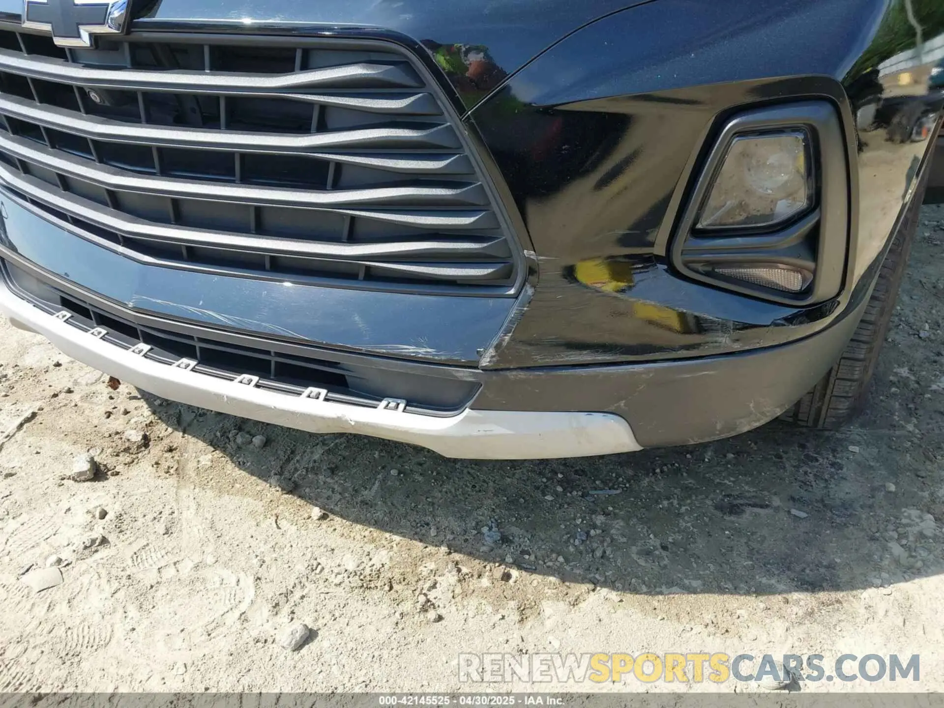 17 Photograph of a damaged car 3GNKBDRS4MS507181 CHEVROLET BLAZER 2021