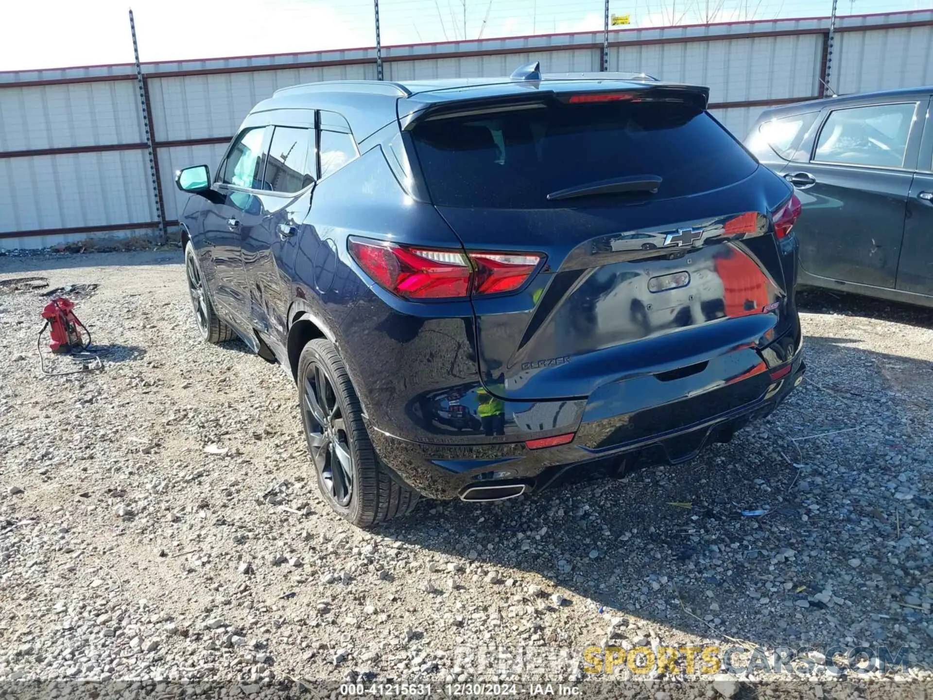 3 Photograph of a damaged car 3GNKBERS3MS528240 CHEVROLET BLAZER 2021