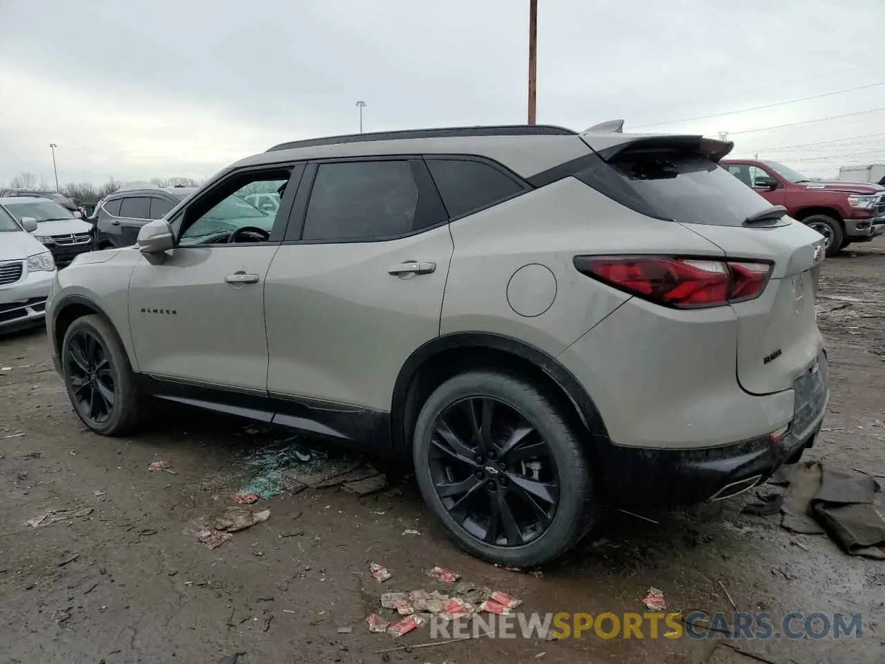 2 Photograph of a damaged car 3GNKBERSXMS545228 CHEVROLET BLAZER 2021