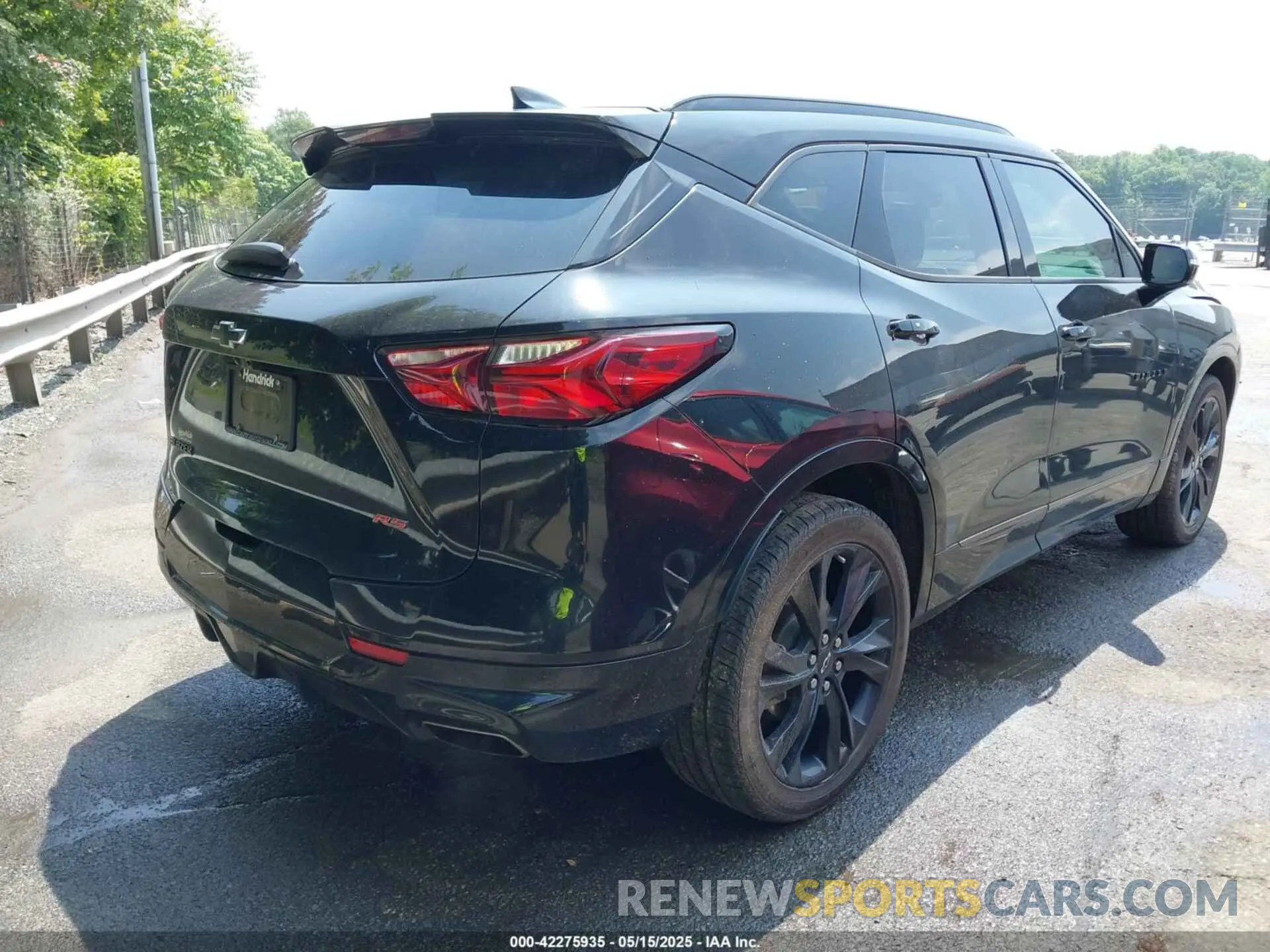 4 Photograph of a damaged car 3GNKBERSXMS552535 CHEVROLET BLAZER 2021