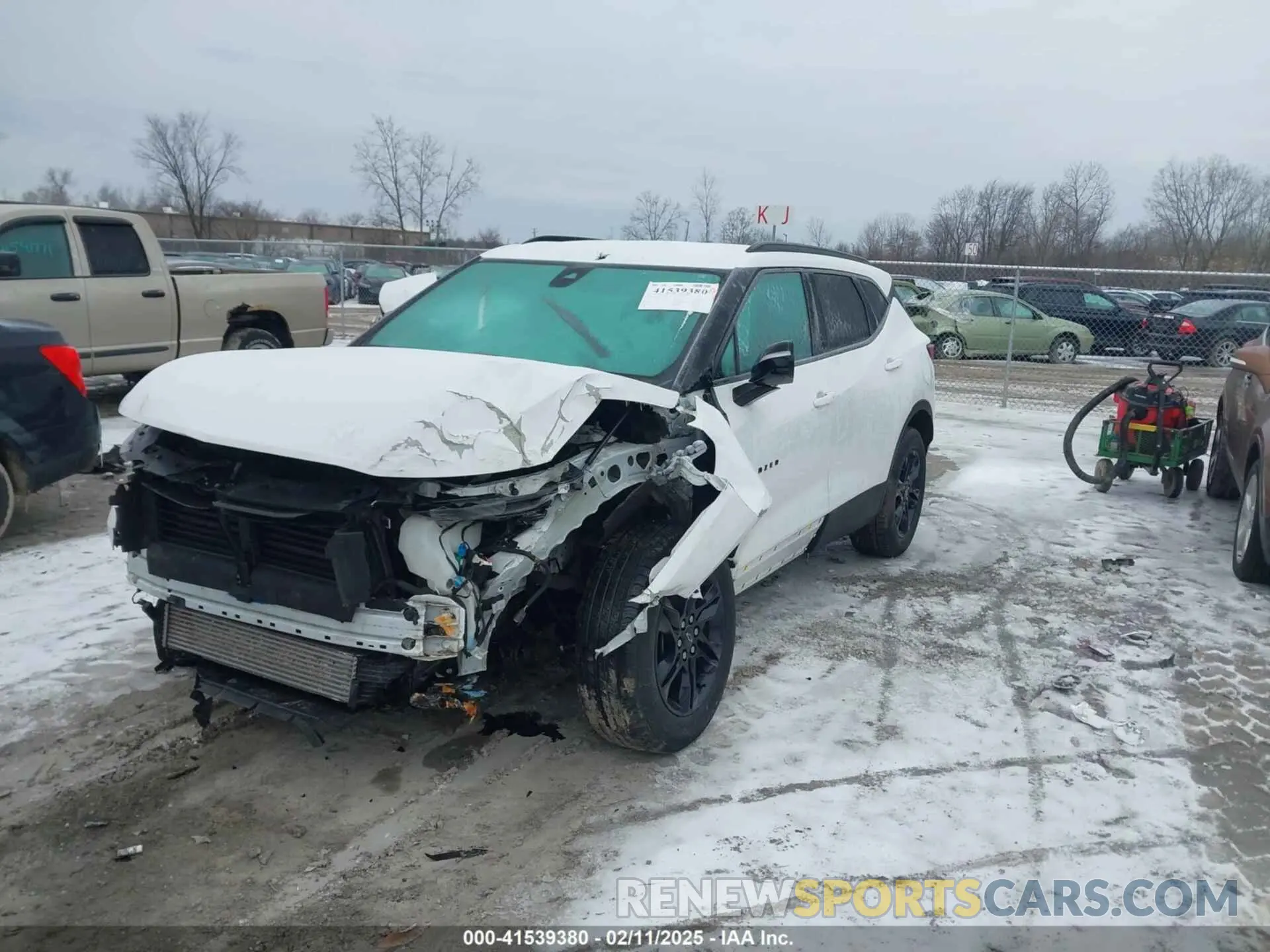 2 Photograph of a damaged car 3GNKBHR47MS562751 CHEVROLET BLAZER 2021