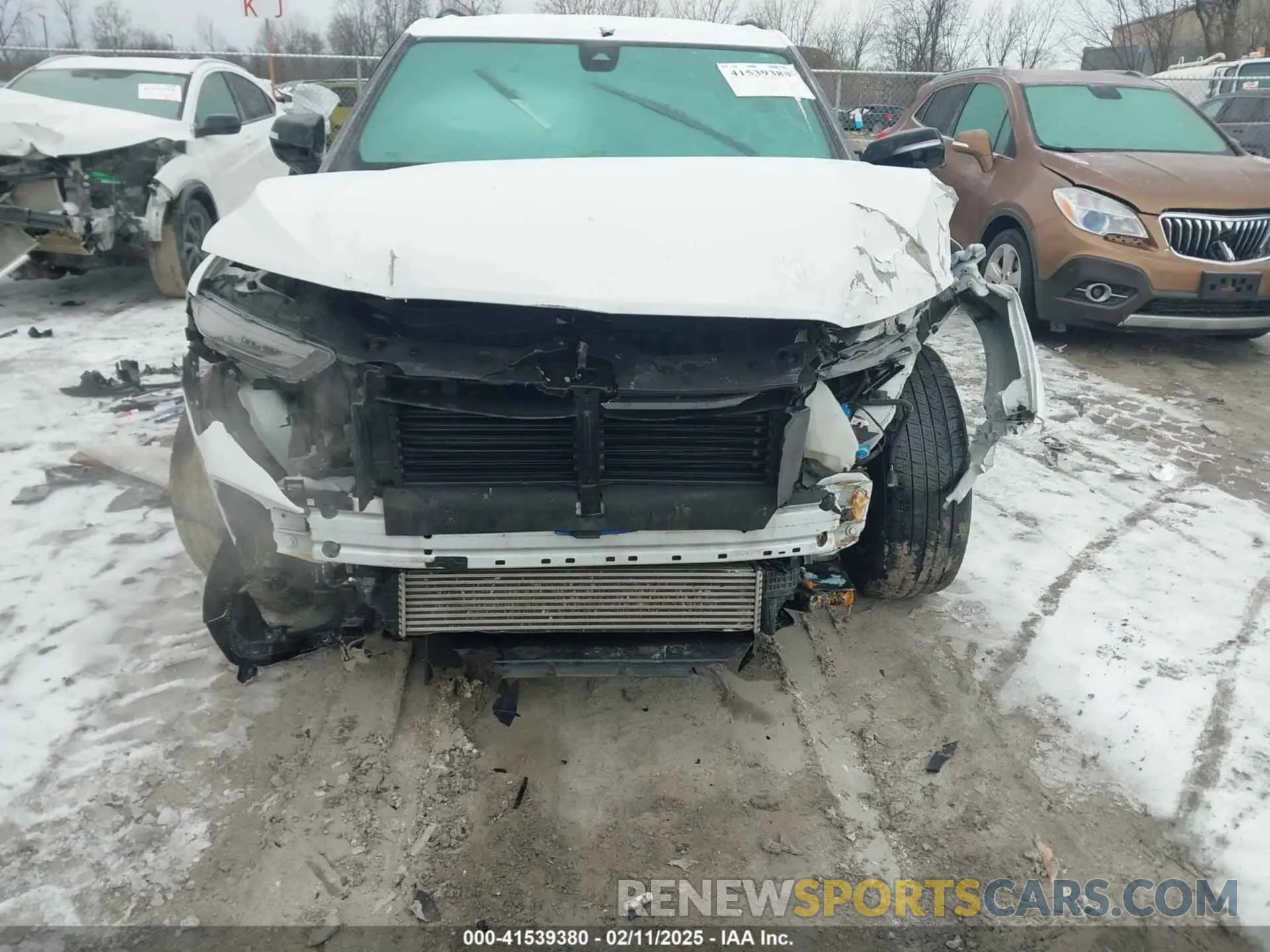 6 Photograph of a damaged car 3GNKBHR47MS562751 CHEVROLET BLAZER 2021