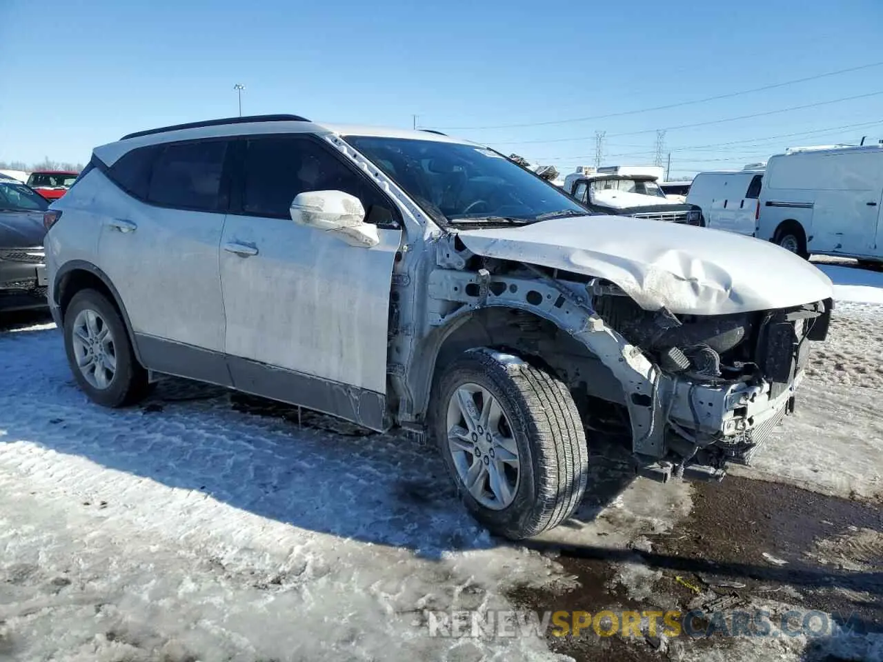 4 Photograph of a damaged car 3GNKBHR49MS541772 CHEVROLET BLAZER 2021