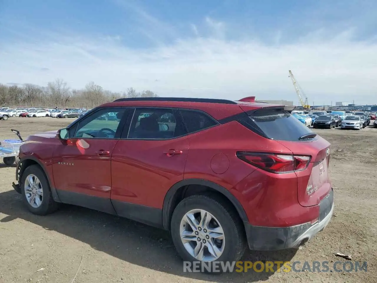 2 Photograph of a damaged car 3GNKBHR4XMS529341 CHEVROLET BLAZER 2021