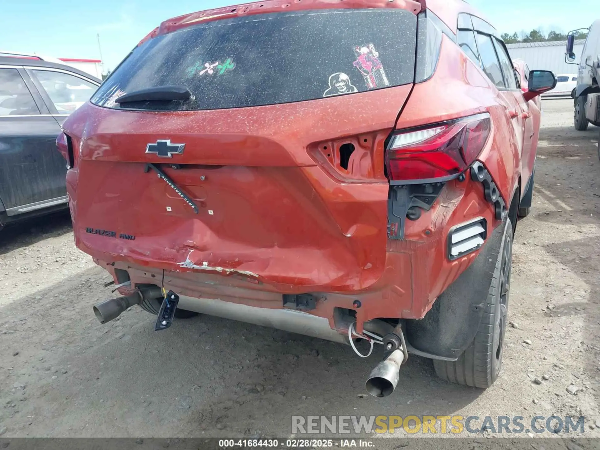 6 Photograph of a damaged car 3GNKBHRS0MS559804 CHEVROLET BLAZER 2021