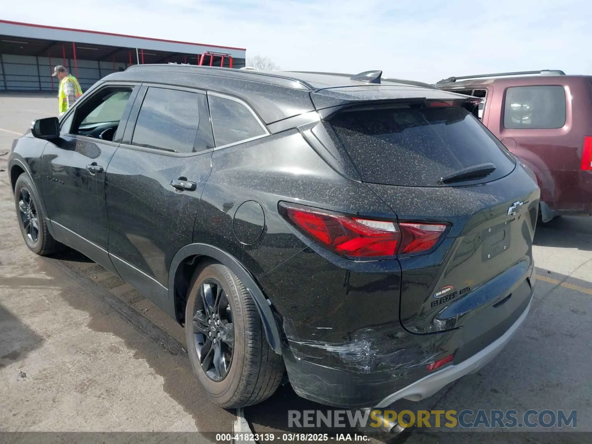 3 Photograph of a damaged car 3GNKBHRS1MS510207 CHEVROLET BLAZER 2021