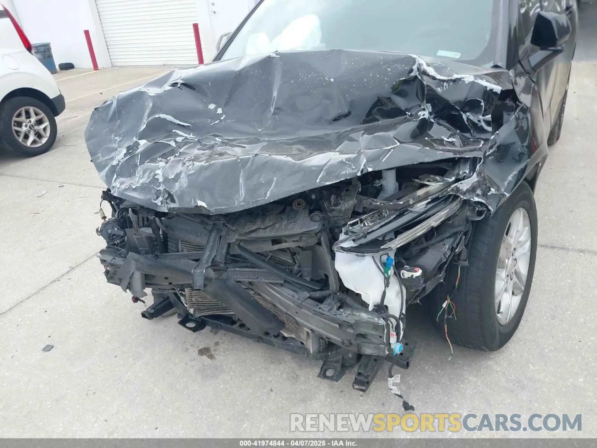 6 Photograph of a damaged car 3GNKBHRS1MS512667 CHEVROLET BLAZER 2021