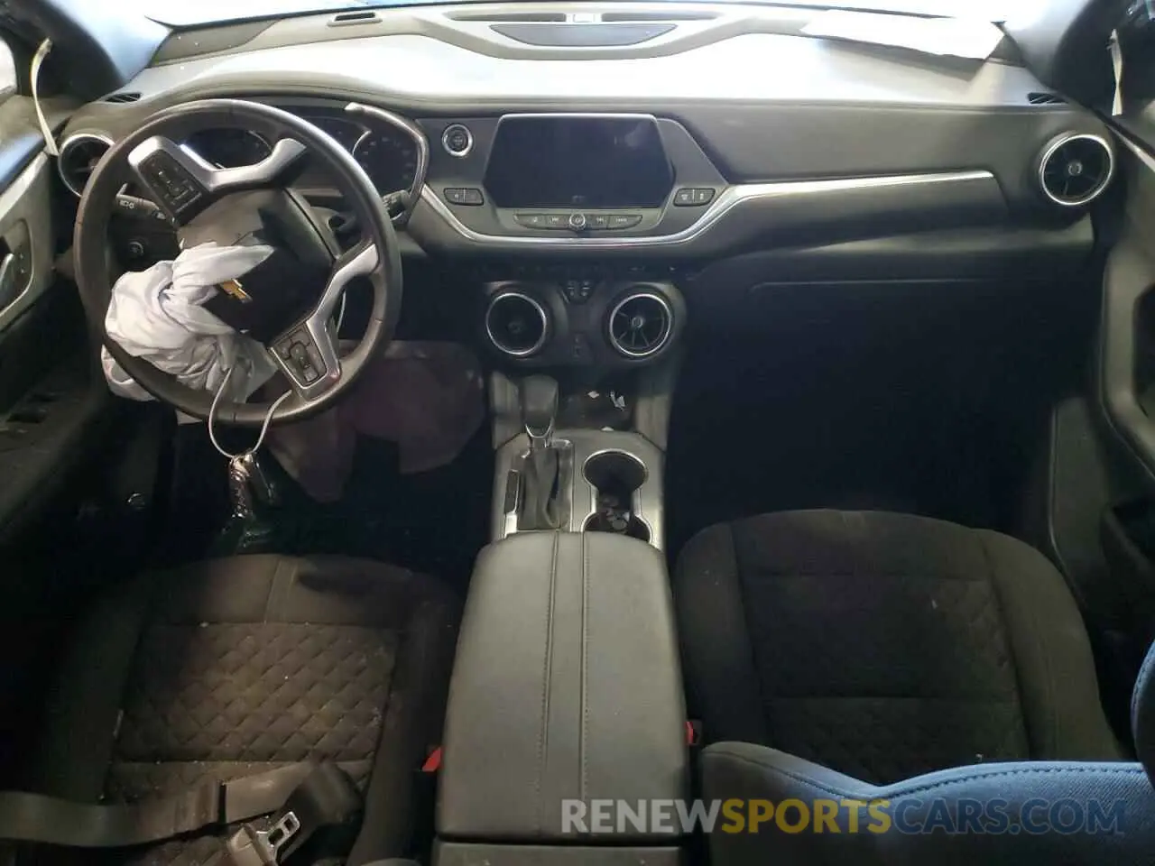 8 Photograph of a damaged car 3GNKBHRS2MS550540 CHEVROLET BLAZER 2021