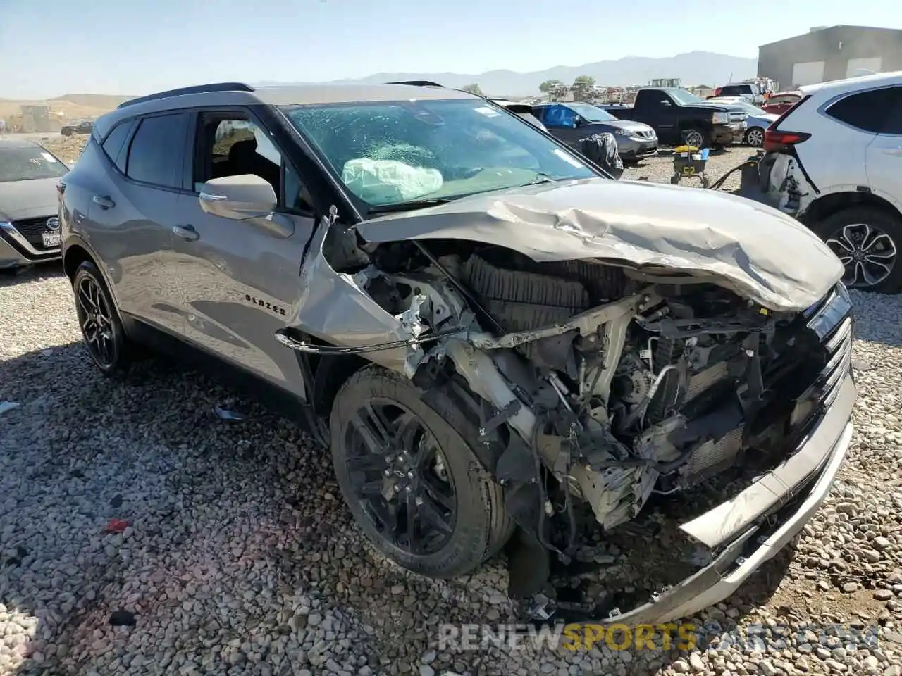 4 Photograph of a damaged car 3GNKBHRS3MS505347 CHEVROLET BLAZER 2021