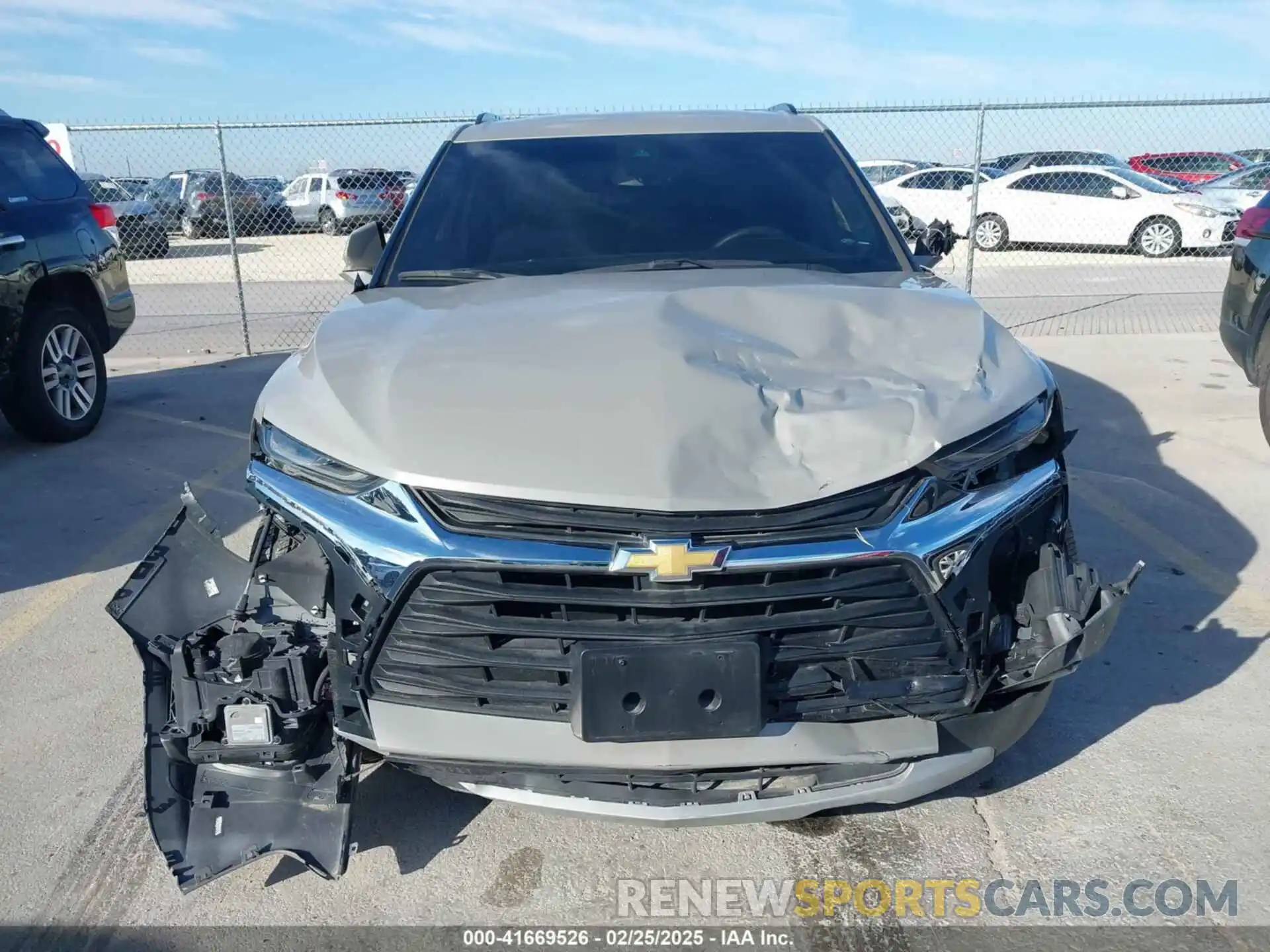 12 Photograph of a damaged car 3GNKBHRS7MS530705 CHEVROLET BLAZER 2021