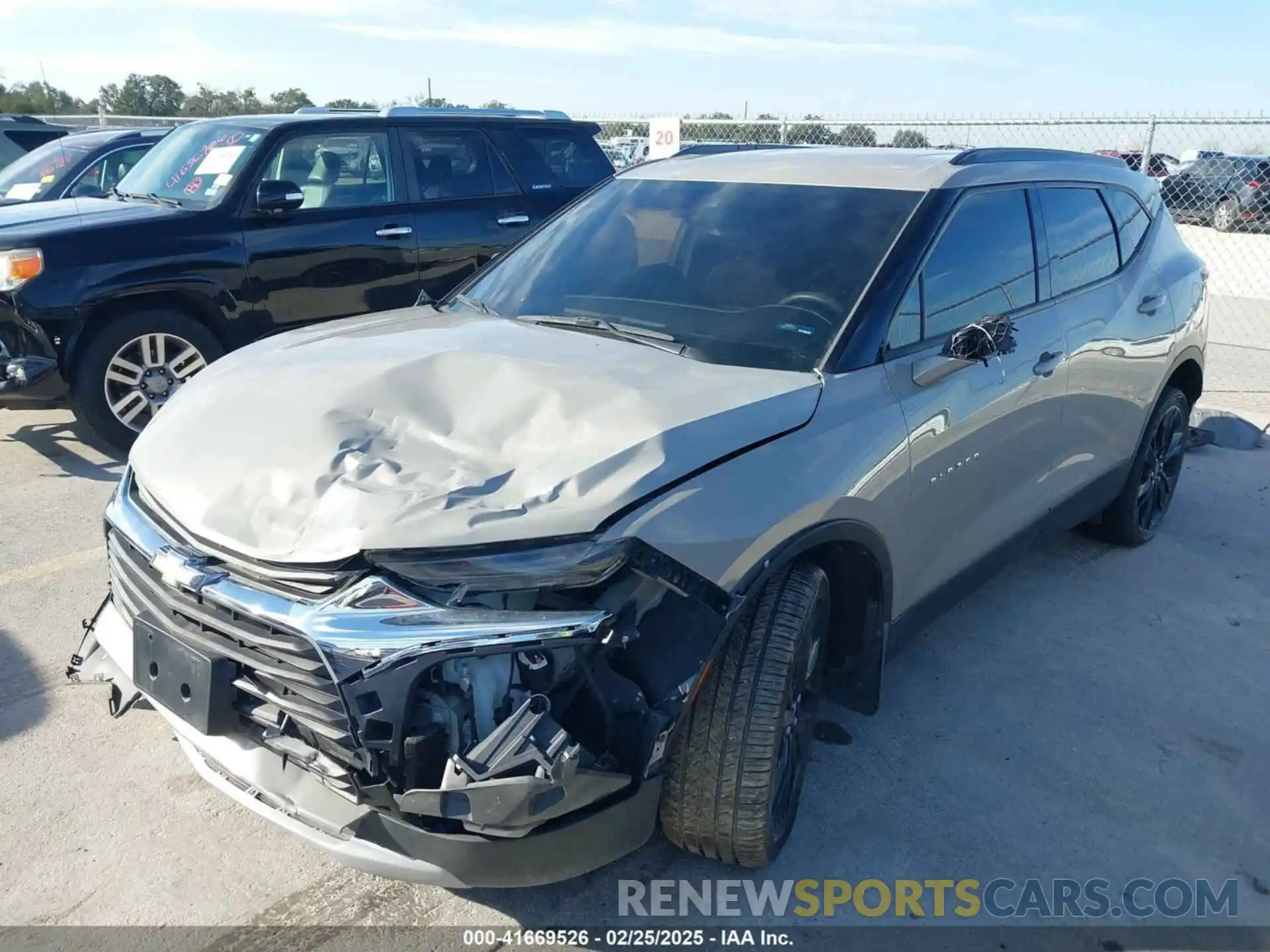 2 Photograph of a damaged car 3GNKBHRS7MS530705 CHEVROLET BLAZER 2021