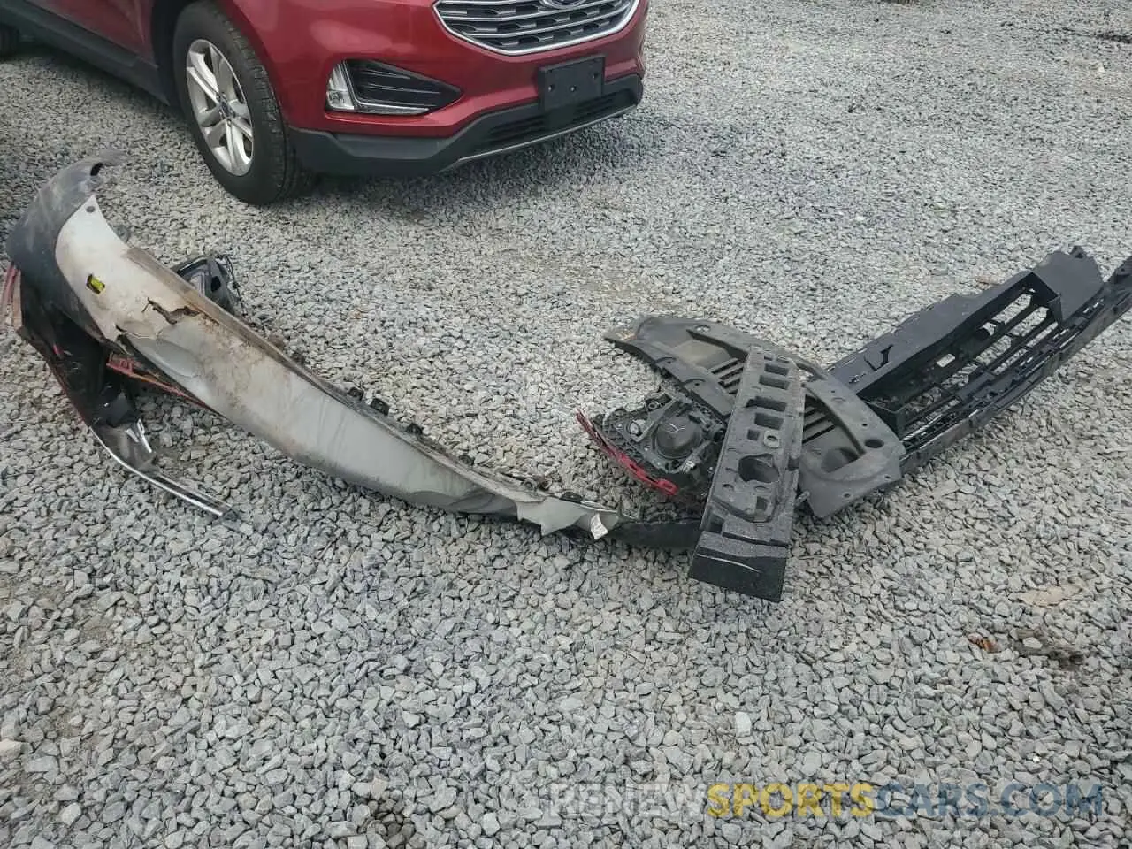 13 Photograph of a damaged car 3GNKBHRS7MS558973 CHEVROLET BLAZER 2021