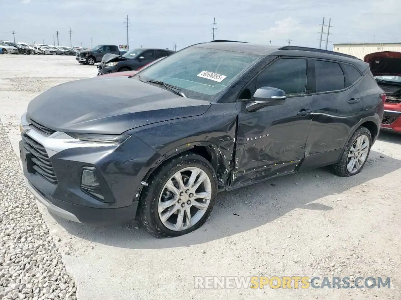 1 Photograph of a damaged car 3GNKBJR45MS520568 CHEVROLET BLAZER 2021
