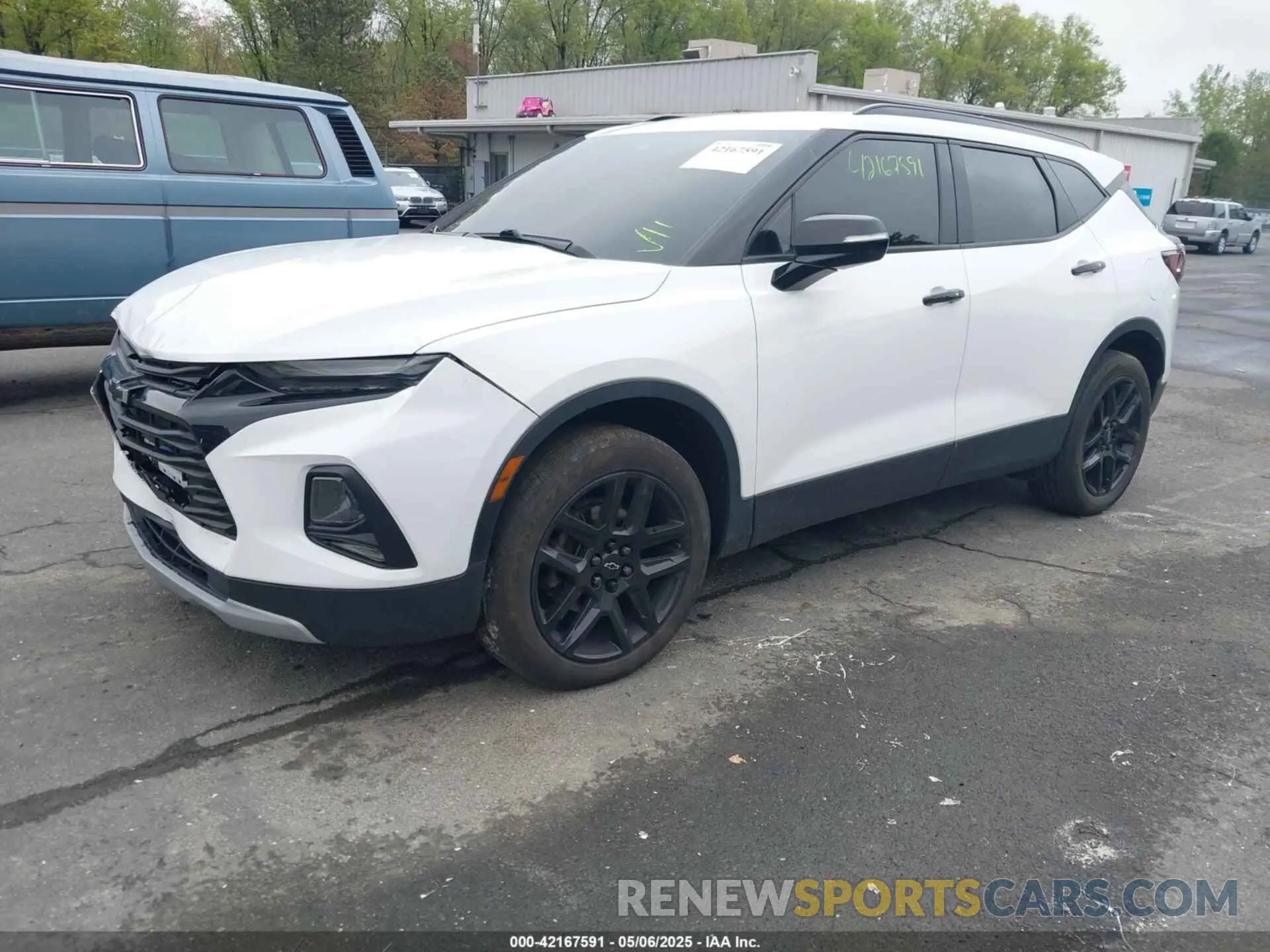 2 Photograph of a damaged car 3GNKBJRS1MS507041 CHEVROLET BLAZER 2021