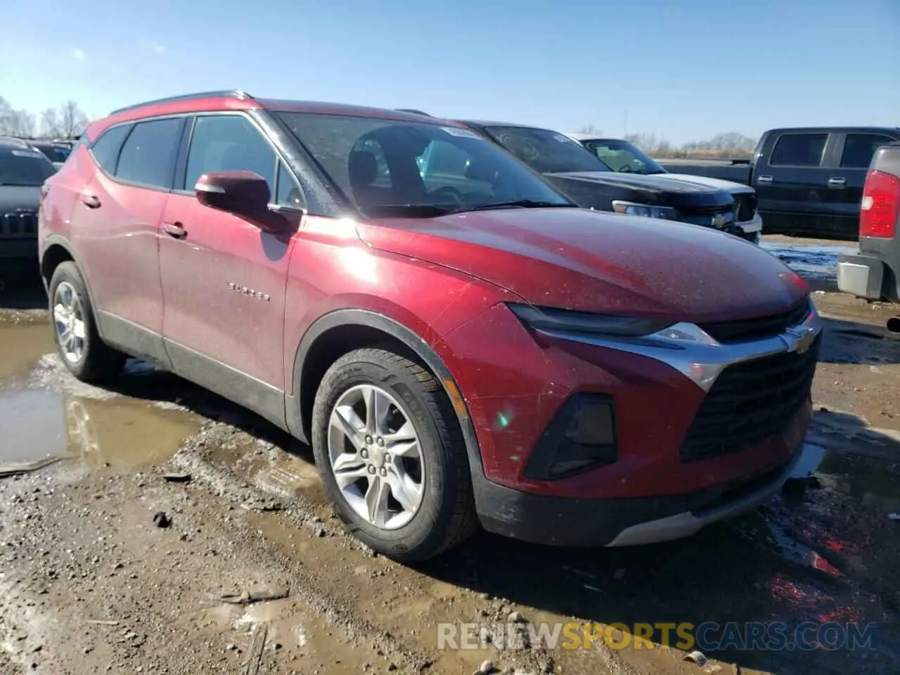 4 Photograph of a damaged car 3GNKBJRS2MS507372 CHEVROLET BLAZER 2021