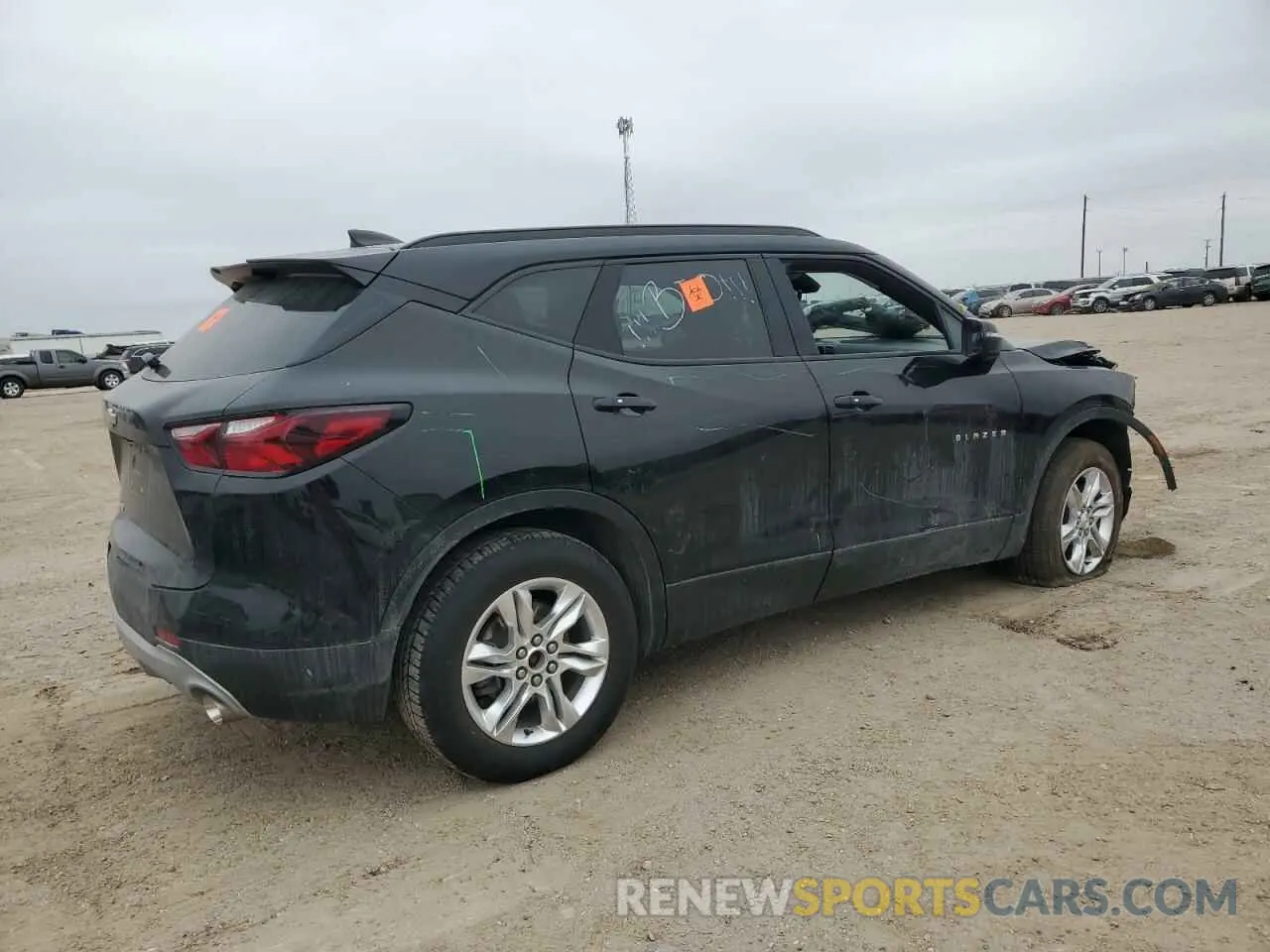 3 Photograph of a damaged car 3GNKBJRS7MS573058 CHEVROLET BLAZER 2021
