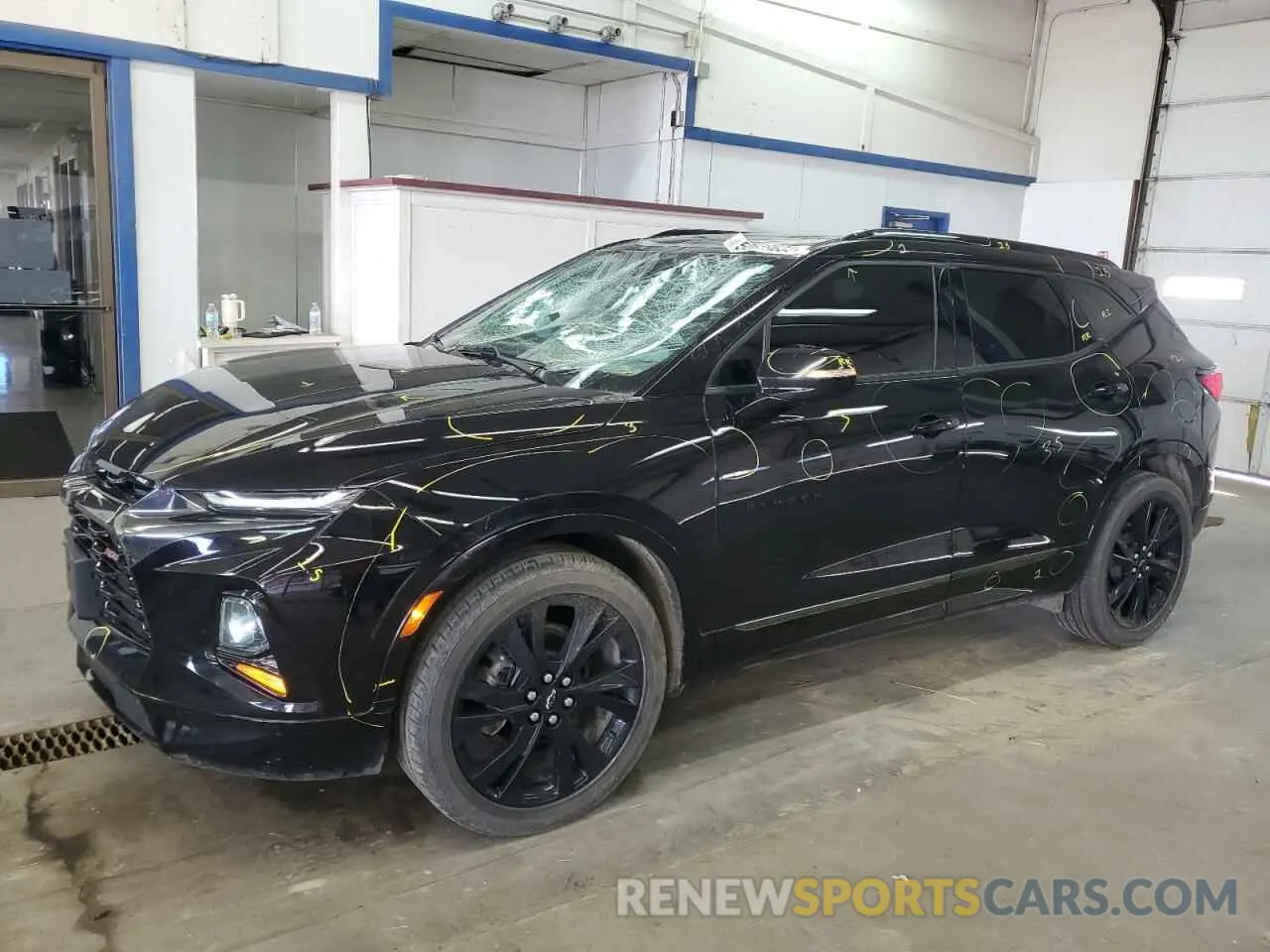 1 Photograph of a damaged car 3GNKBKRS1MS522144 CHEVROLET BLAZER 2021
