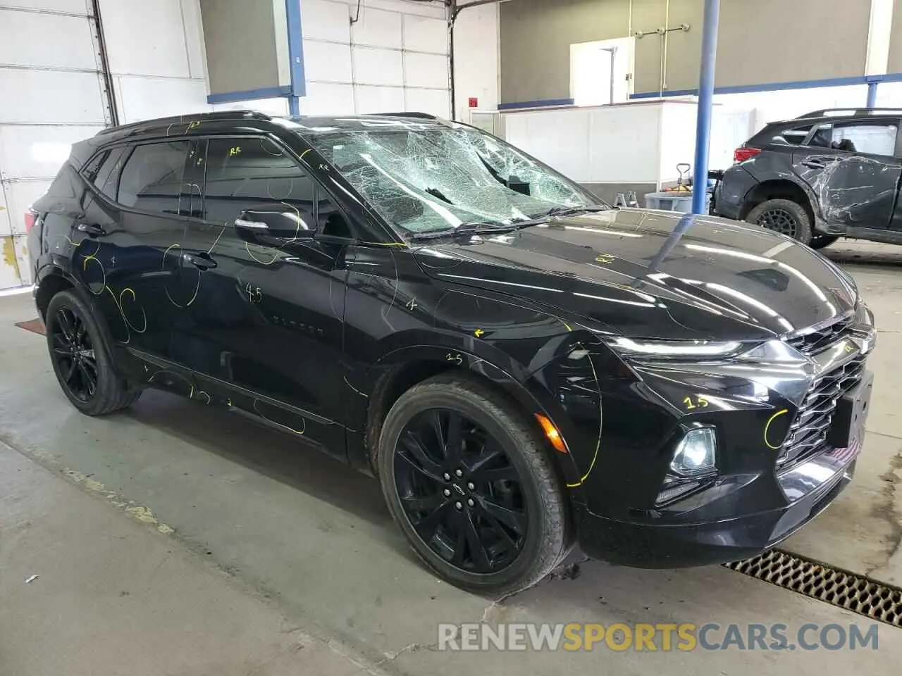 4 Photograph of a damaged car 3GNKBKRS1MS522144 CHEVROLET BLAZER 2021