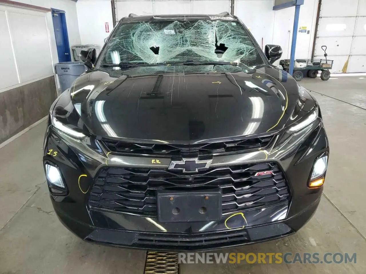 5 Photograph of a damaged car 3GNKBKRS1MS522144 CHEVROLET BLAZER 2021
