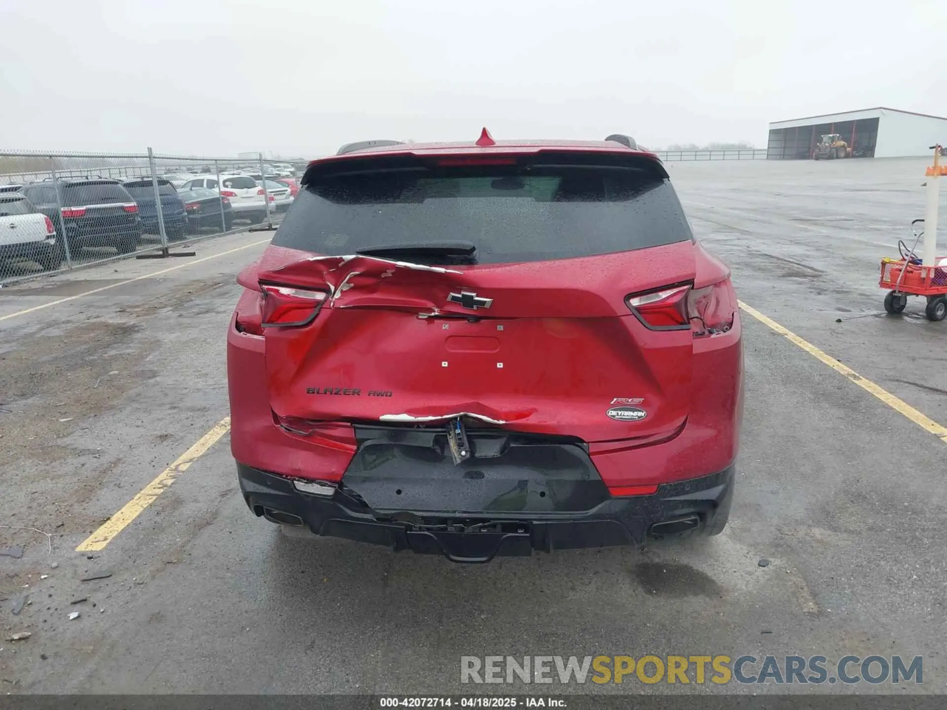 17 Photograph of a damaged car 3GNKBKRS1MS526890 CHEVROLET BLAZER 2021