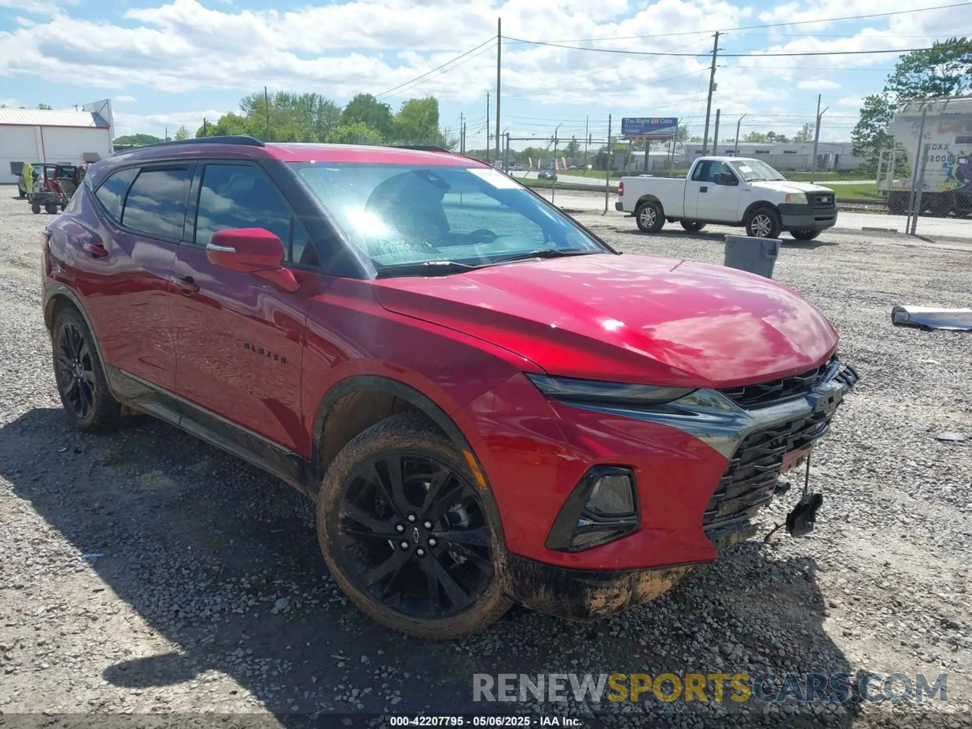 1 Photograph of a damaged car 3GNKBKRS2MS579534 CHEVROLET BLAZER 2021