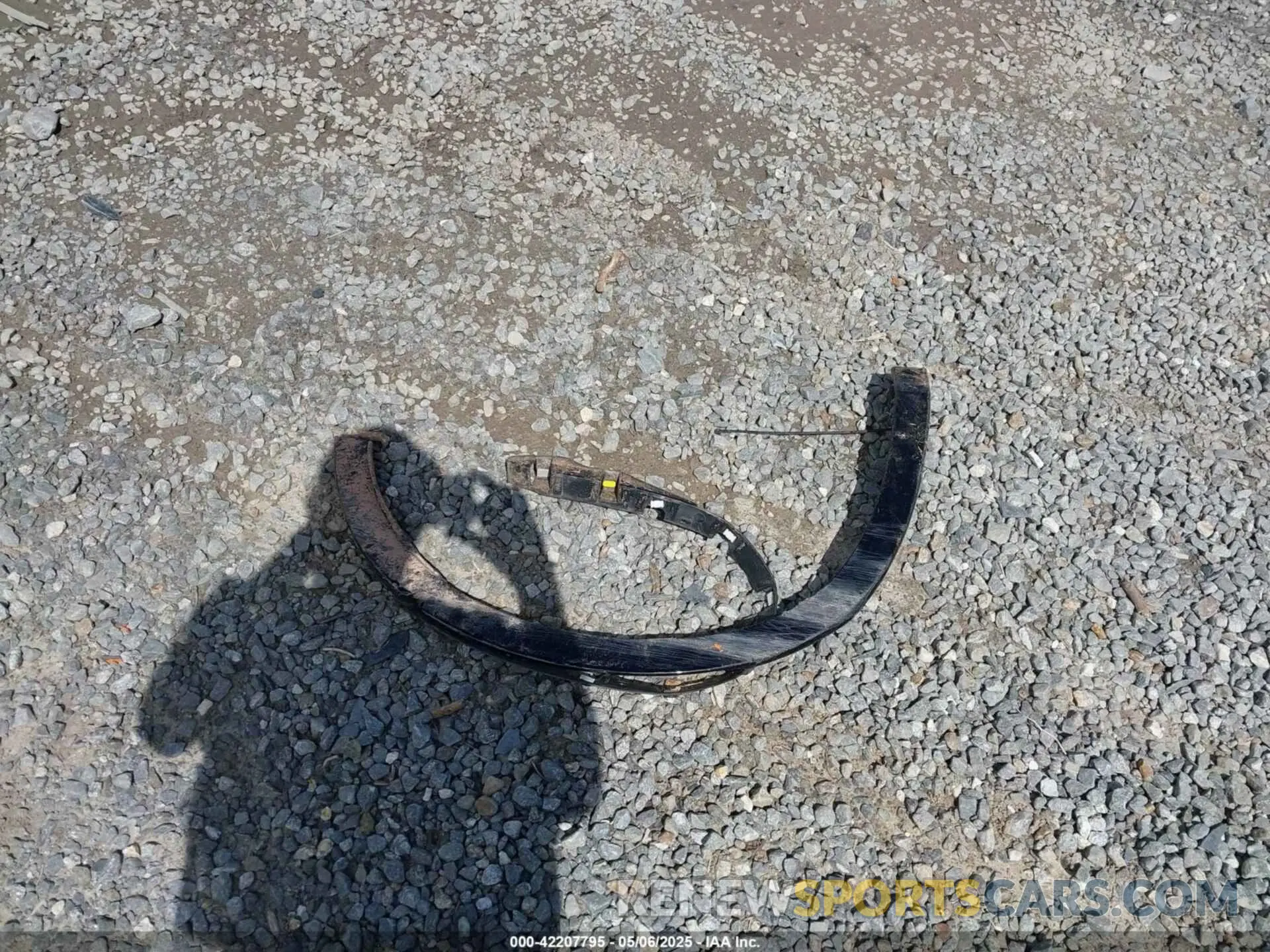 12 Photograph of a damaged car 3GNKBKRS2MS579534 CHEVROLET BLAZER 2021