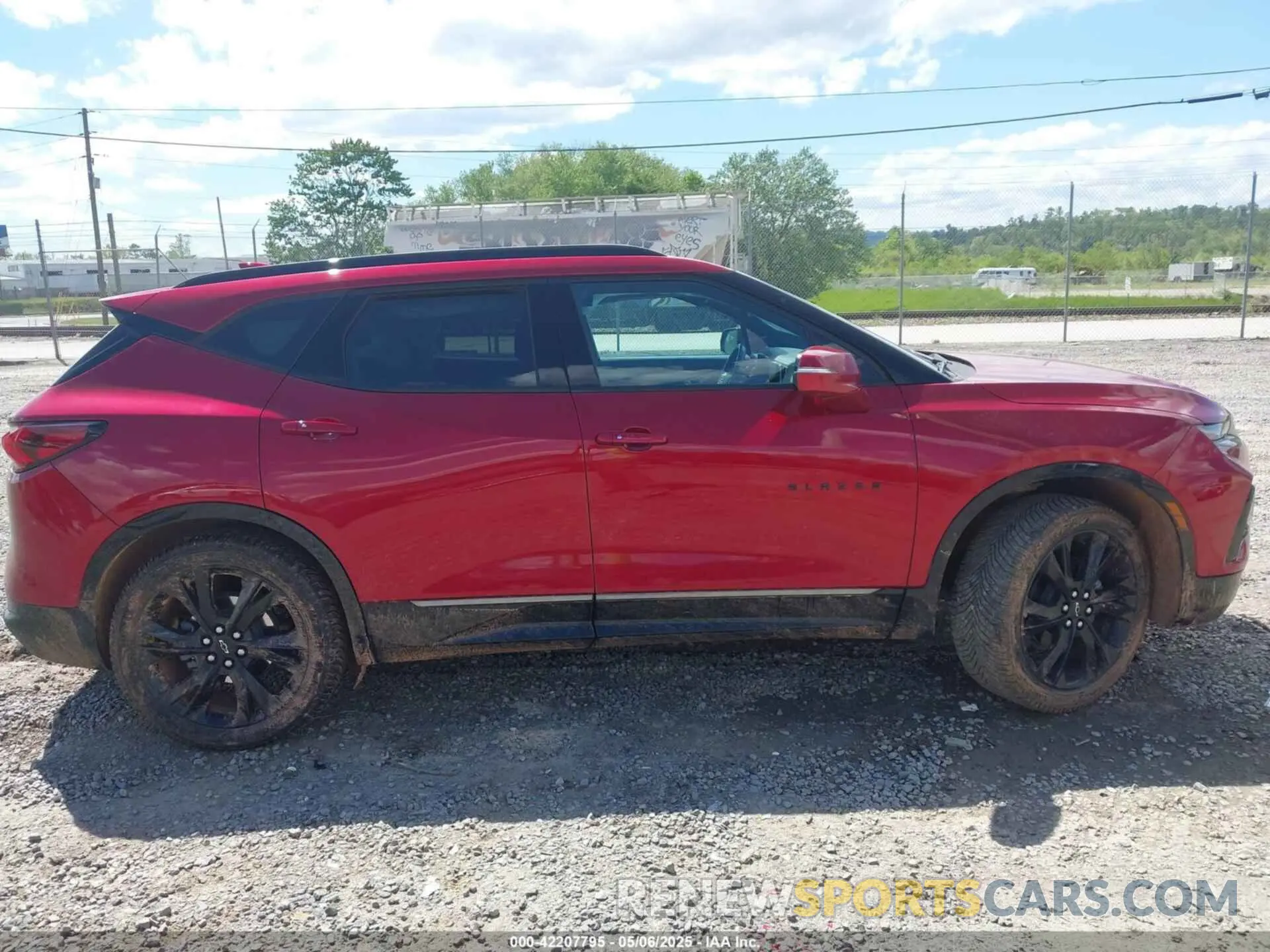 14 Photograph of a damaged car 3GNKBKRS2MS579534 CHEVROLET BLAZER 2021