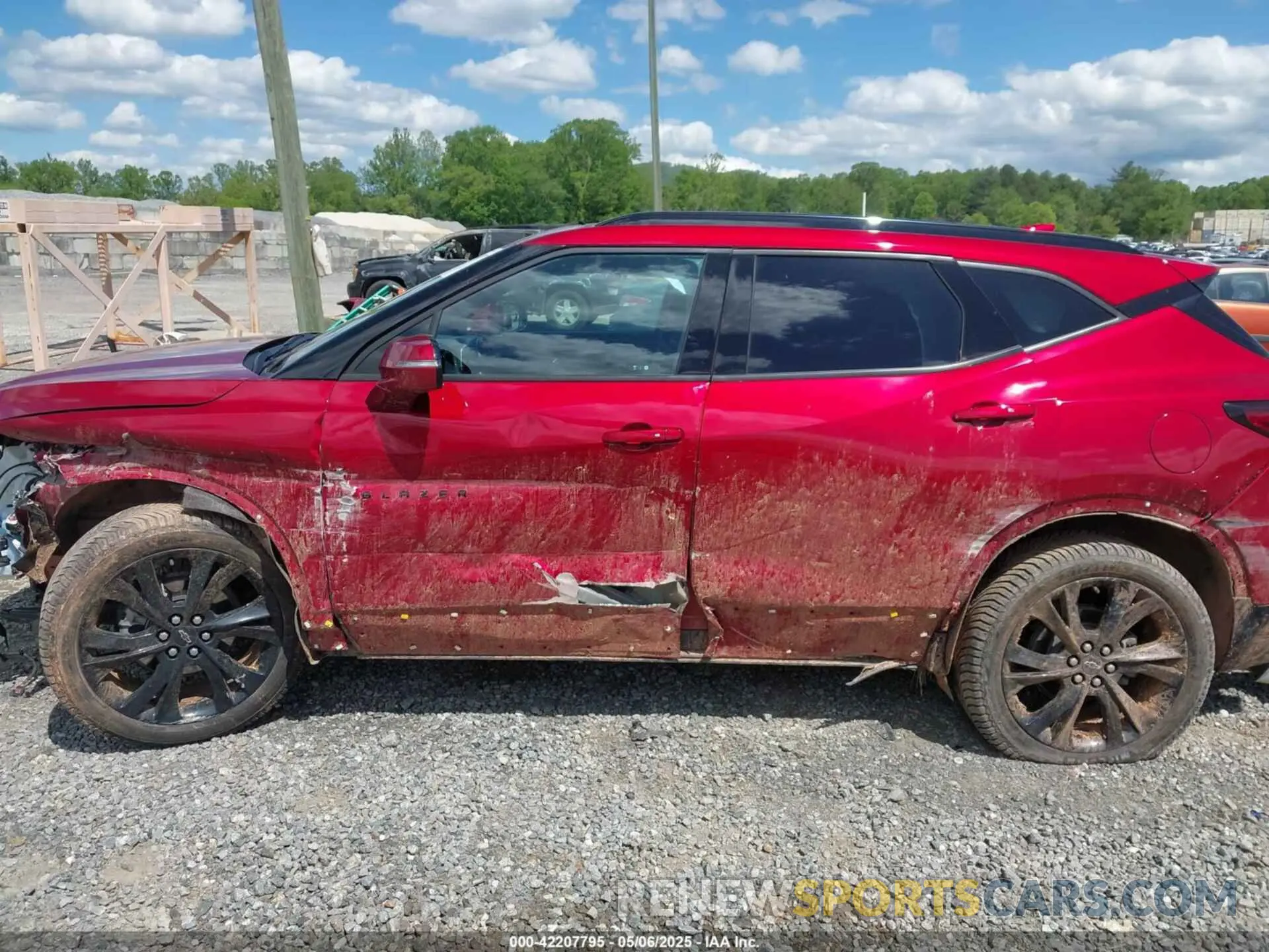 15 Photograph of a damaged car 3GNKBKRS2MS579534 CHEVROLET BLAZER 2021