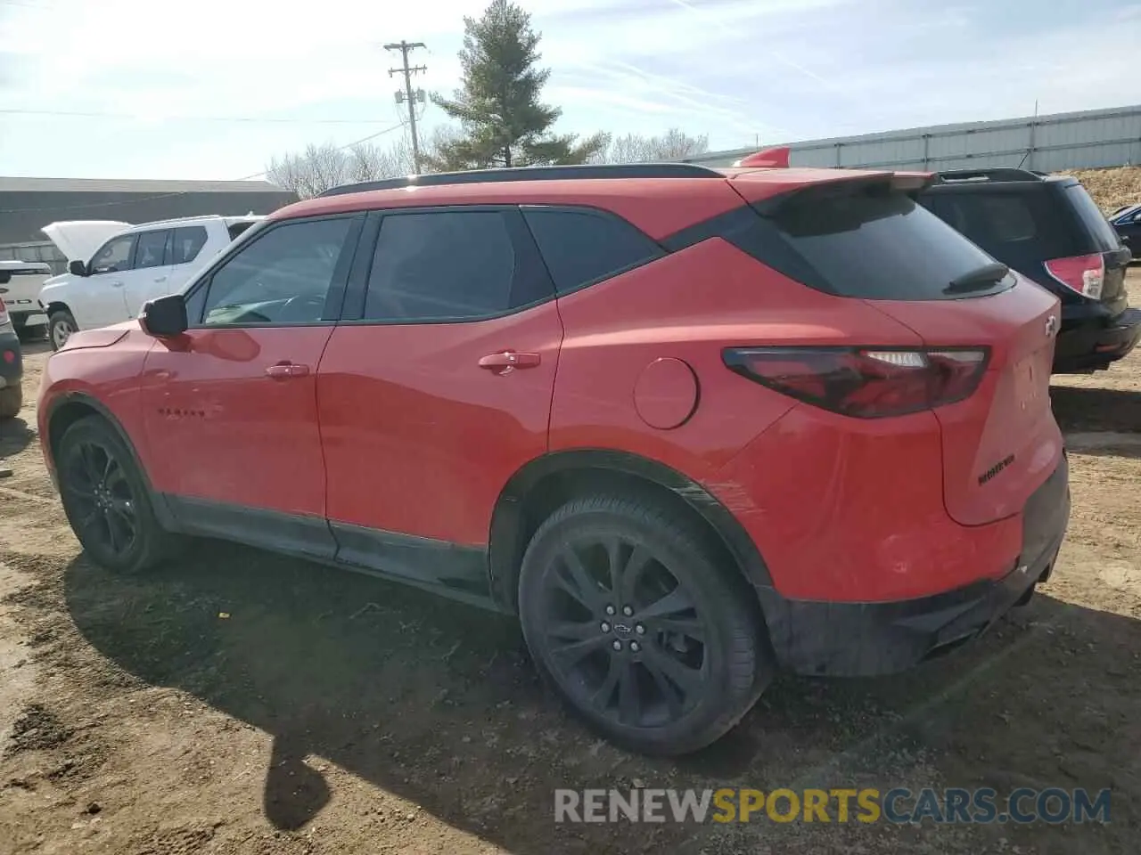 2 Photograph of a damaged car 3GNKBKRS2MS579615 CHEVROLET BLAZER 2021