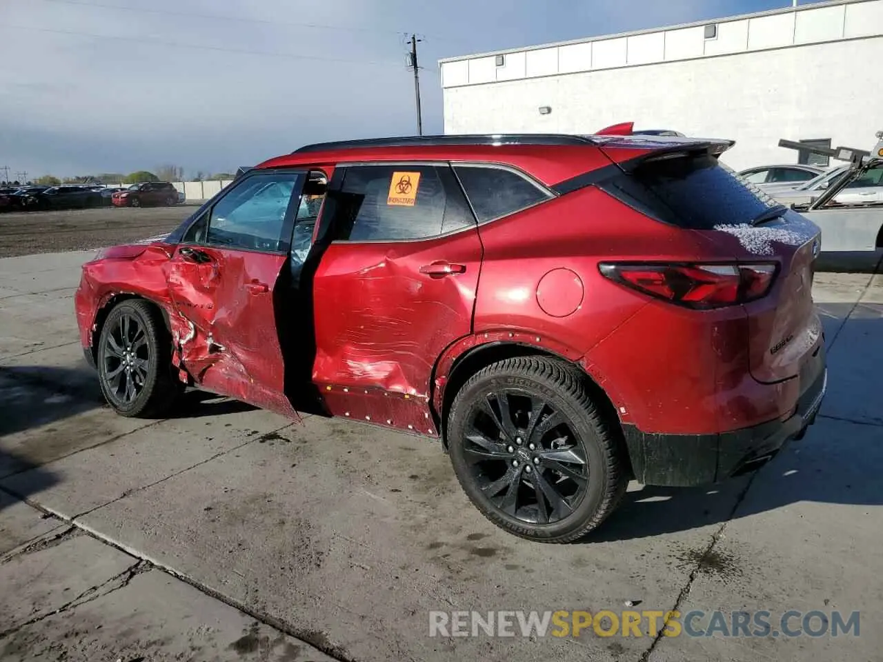 2 Photograph of a damaged car 3GNKBKRS4MS534871 CHEVROLET BLAZER 2021