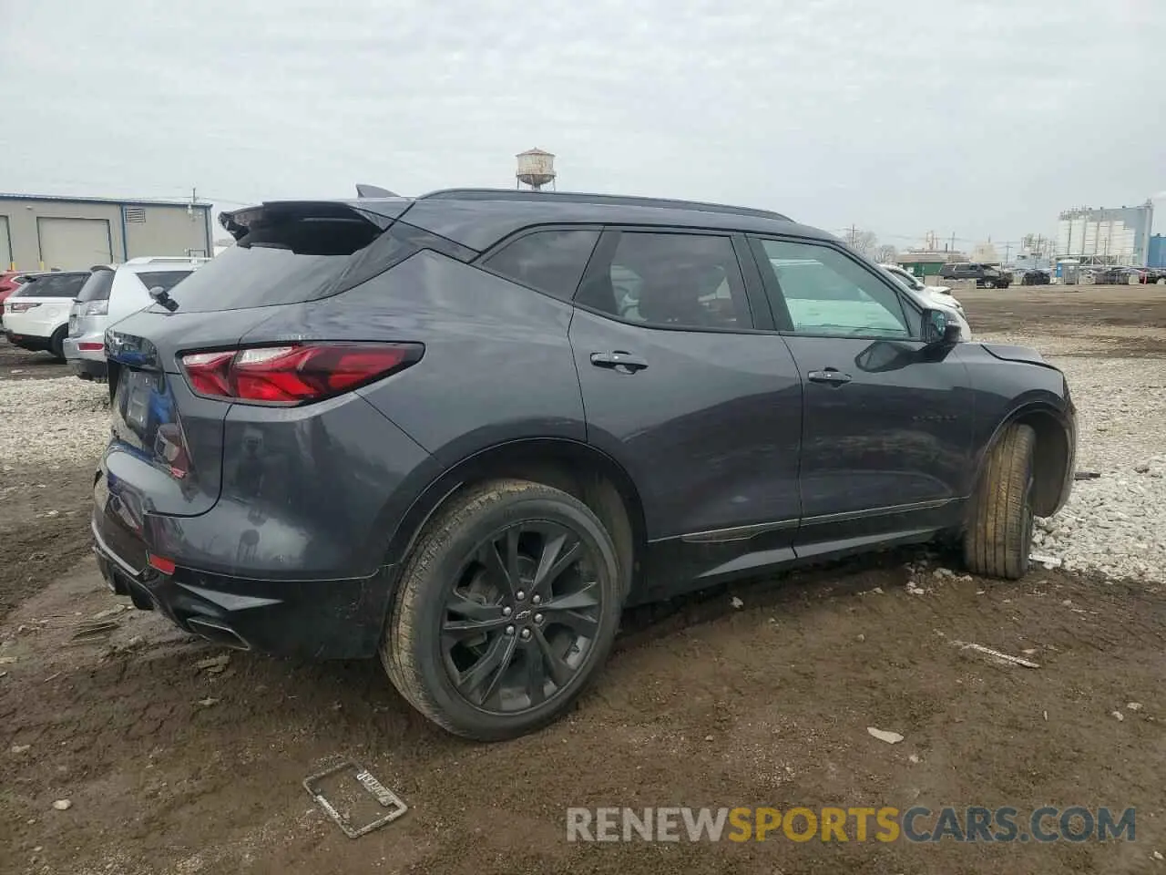 3 Photograph of a damaged car 3GNKBKRS5MS556233 CHEVROLET BLAZER 2021